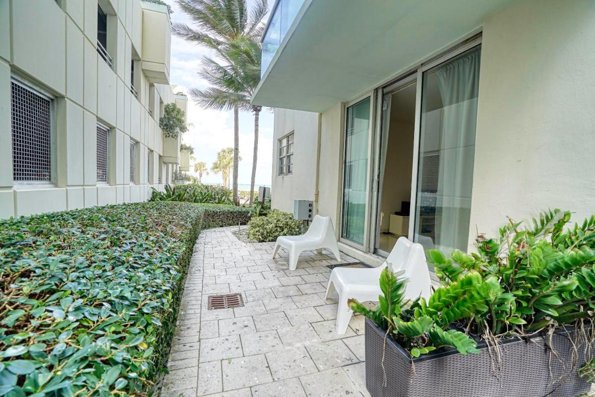 Two-Bedroom Apartment with Partial Ocean View
