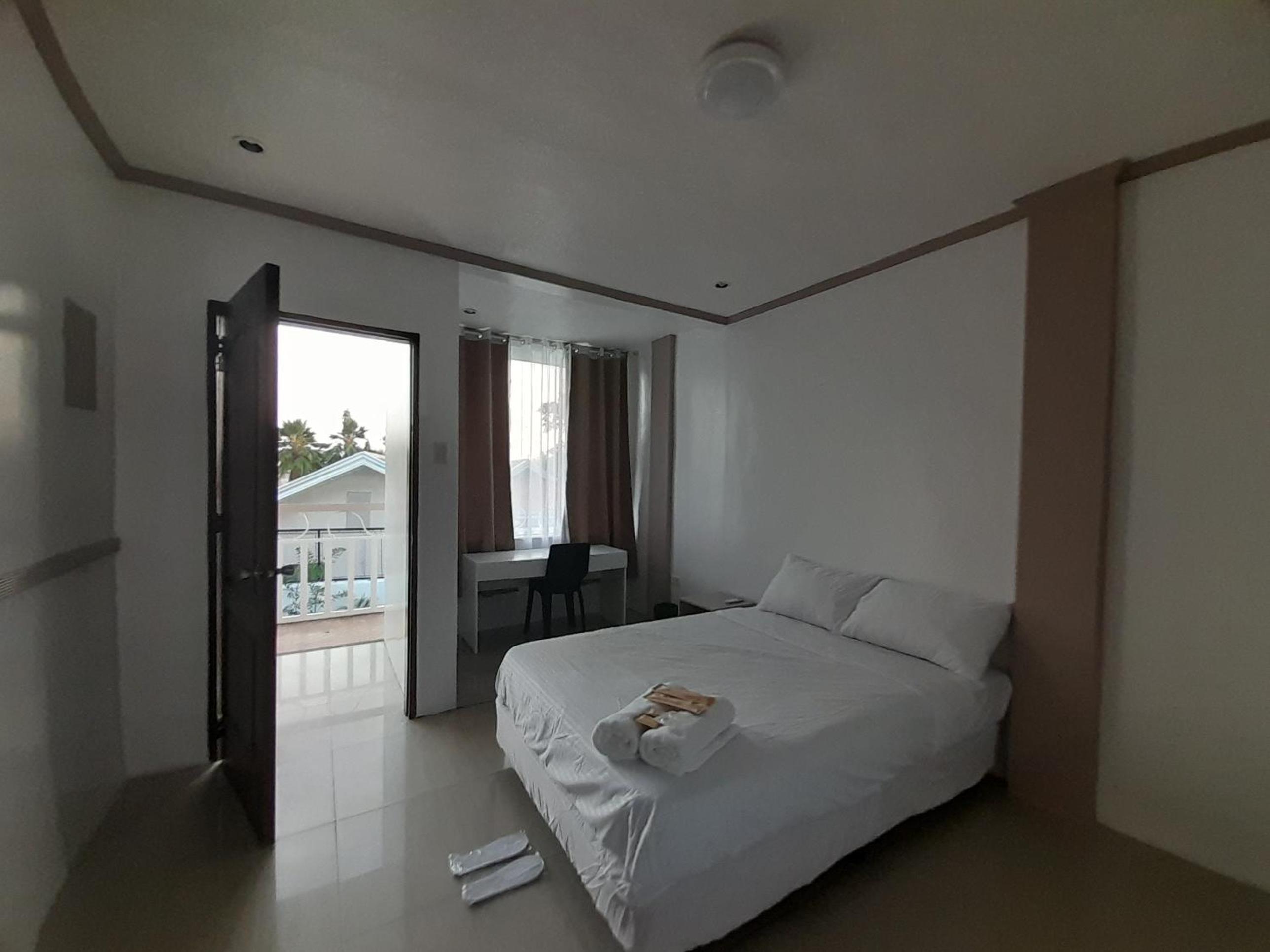 Deluxe Twin Room - Photo 6