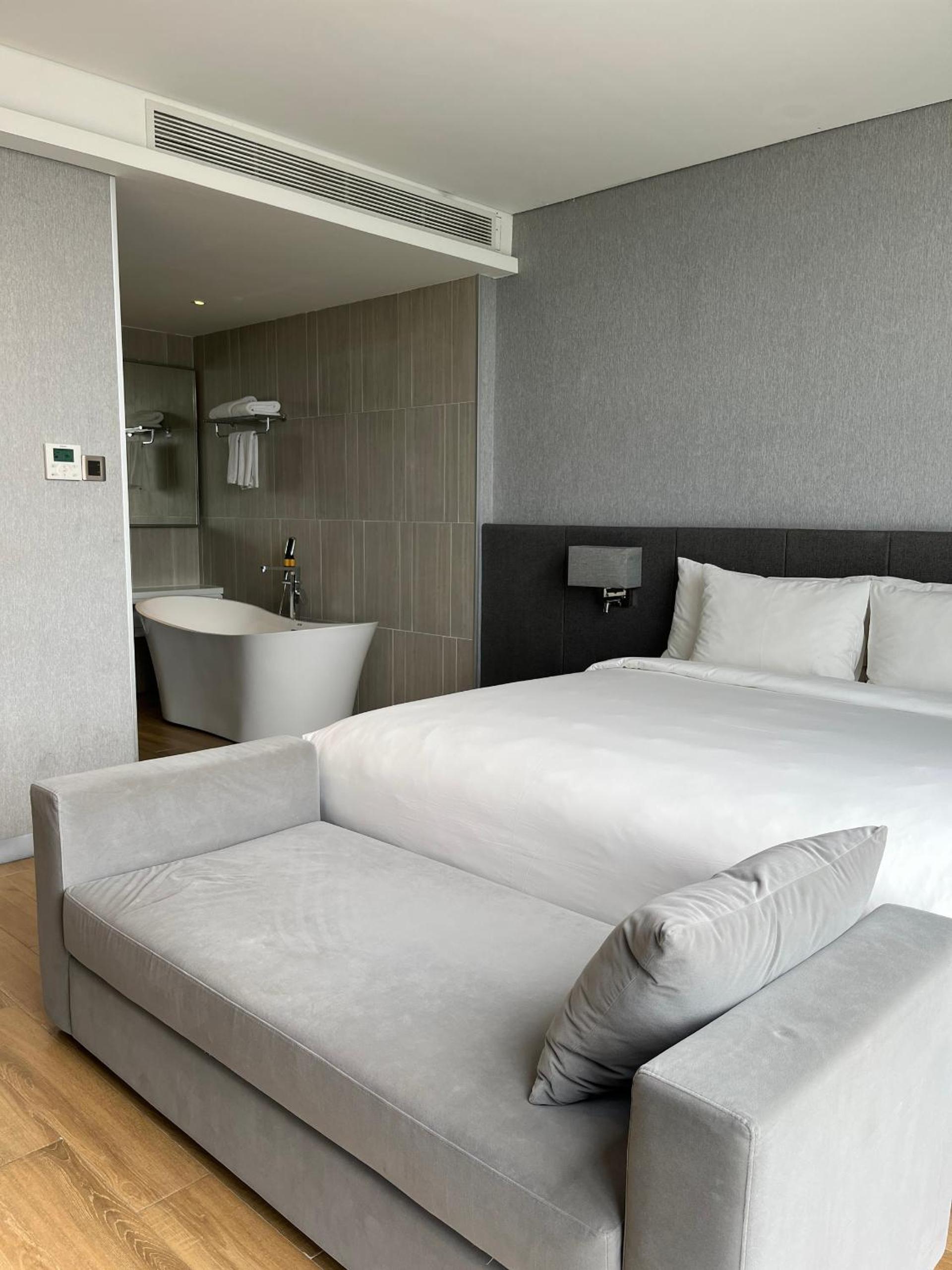 Signature Suite Ocean View