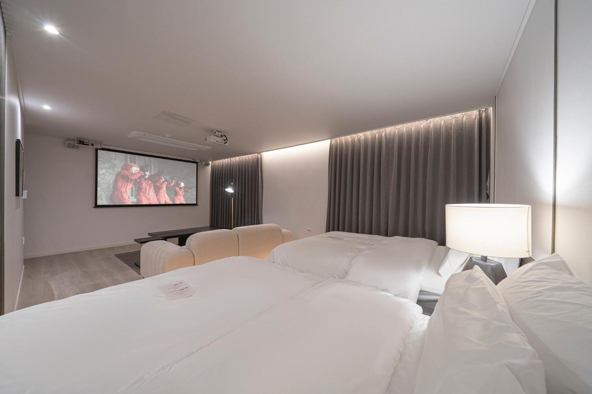 Family Suite - Photo 5