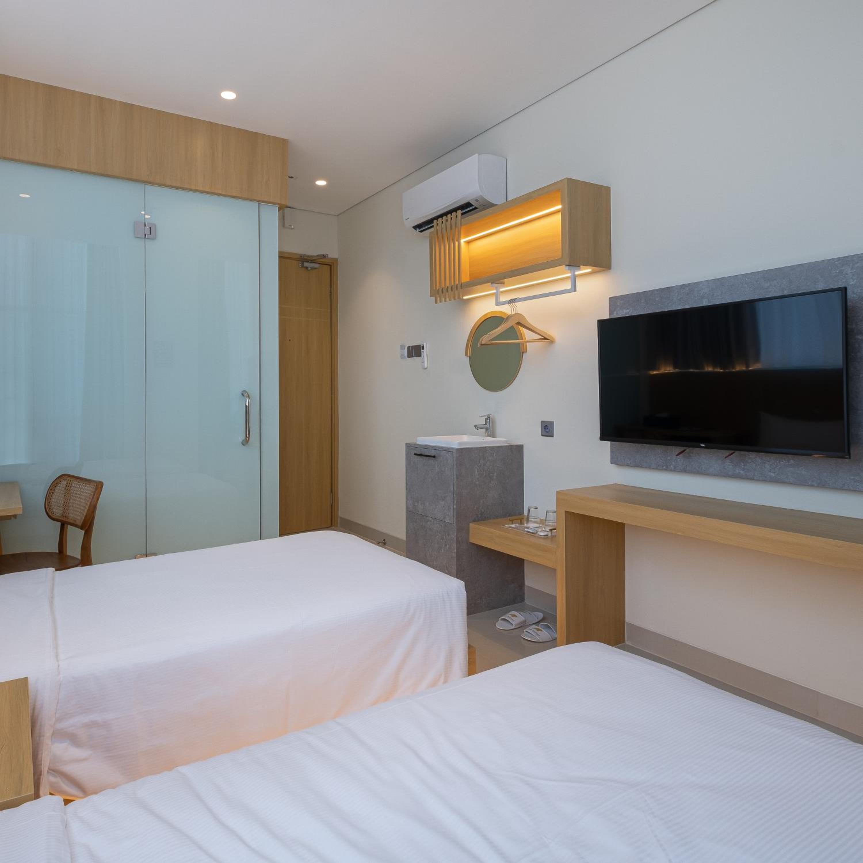 Superior Twin Room with View photo 1