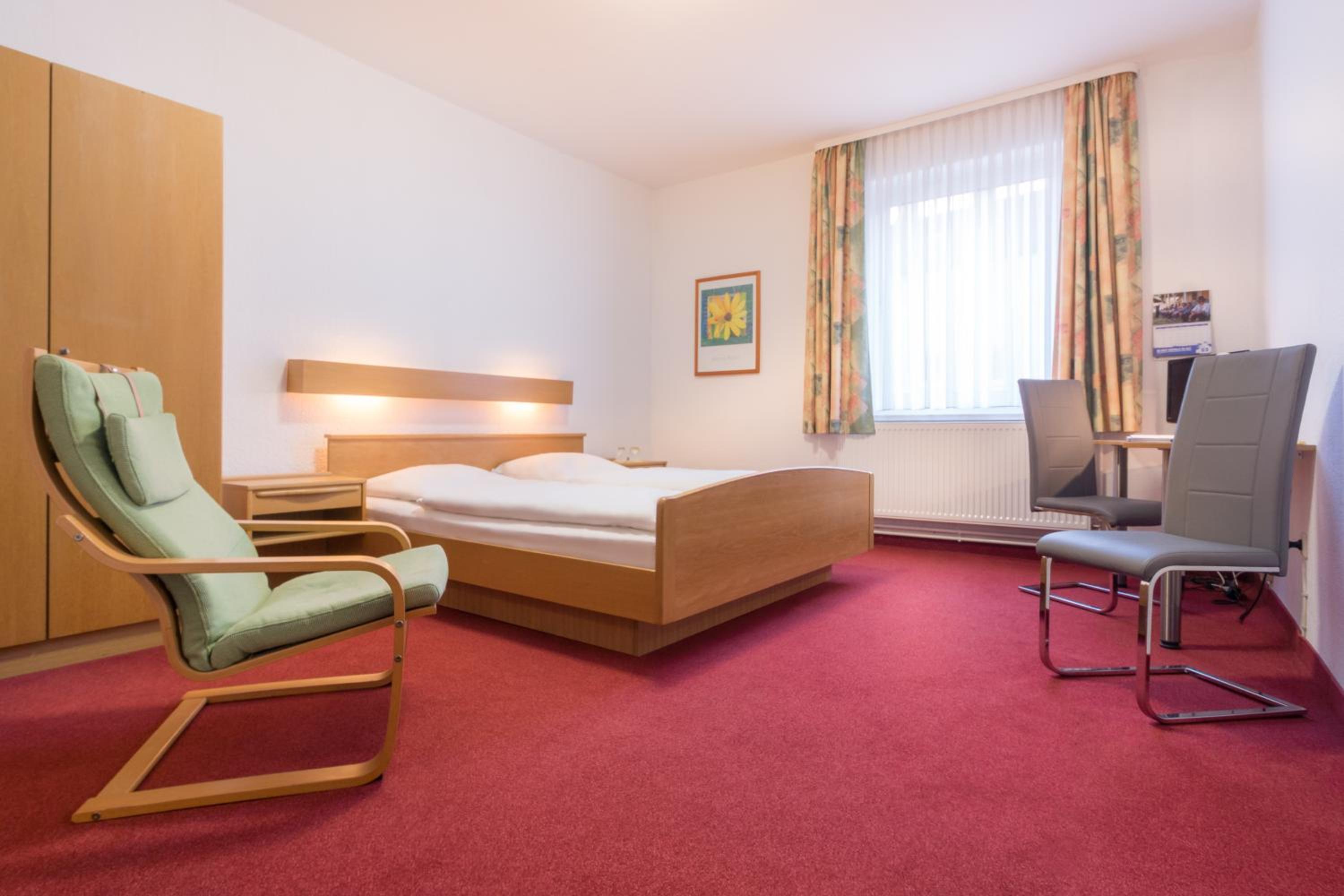 Double Room - Photo 2