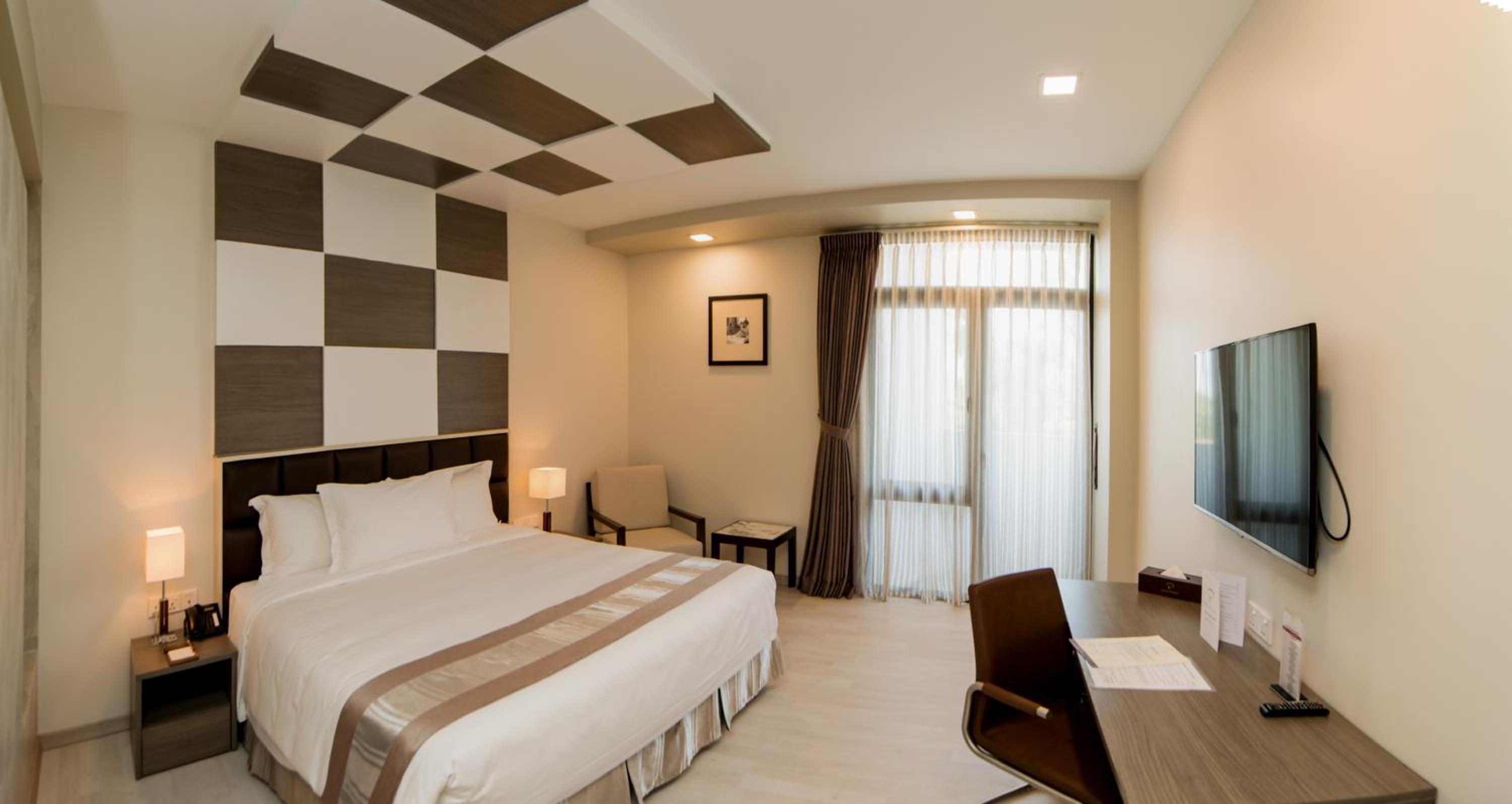 Deluxe Double or Twin Room photo 3