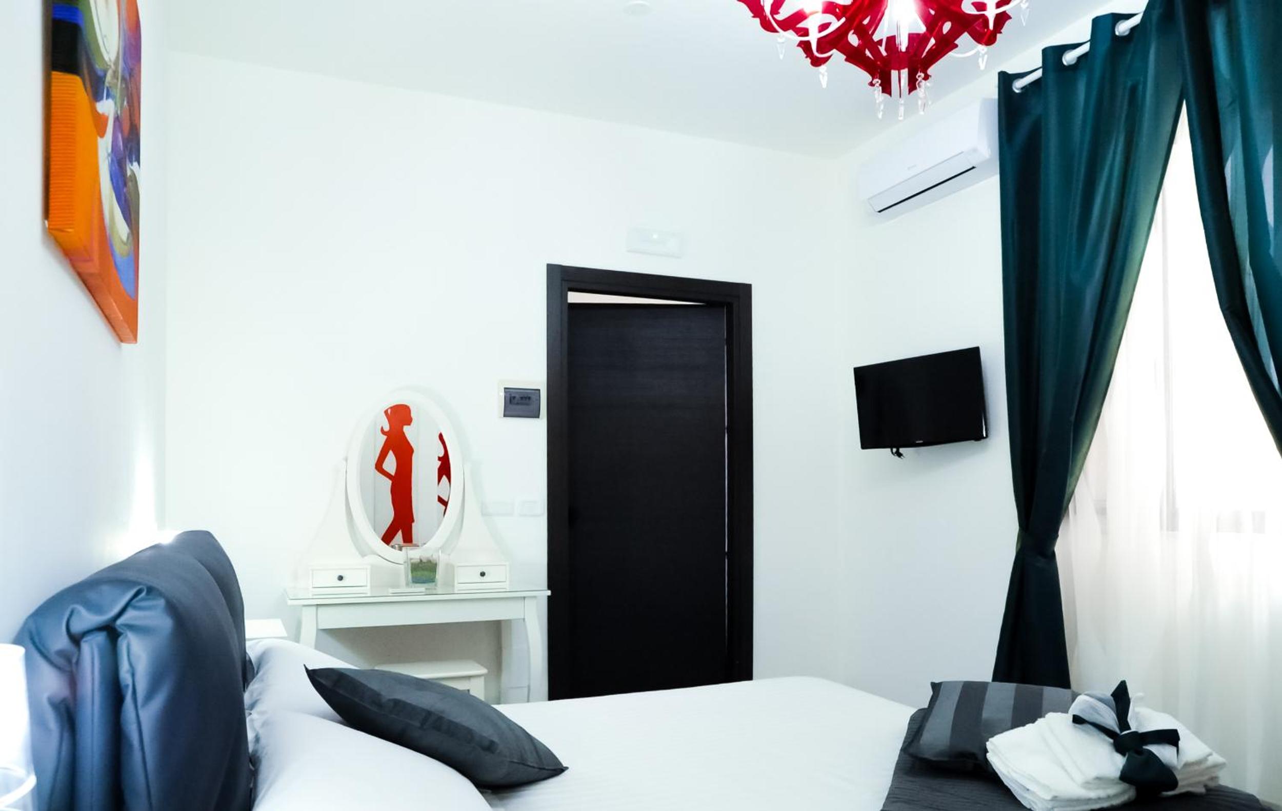 Etna Suite Group, Billede 8
