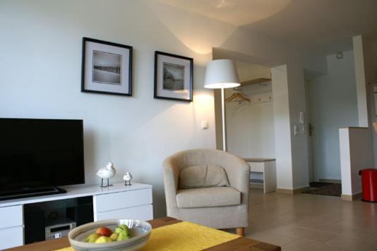Apartment with Balcony photo 3