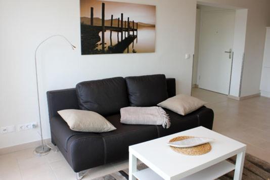Apartment With Sea View photo 2