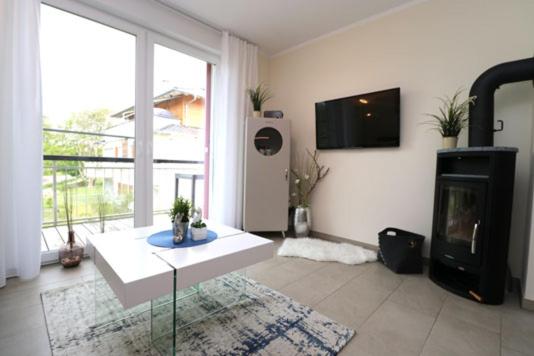 Apartment with Balcony photo 1