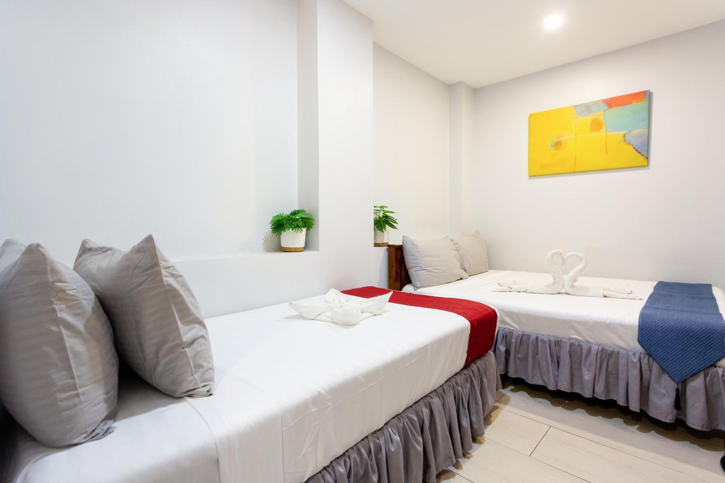Deluxe Family Room