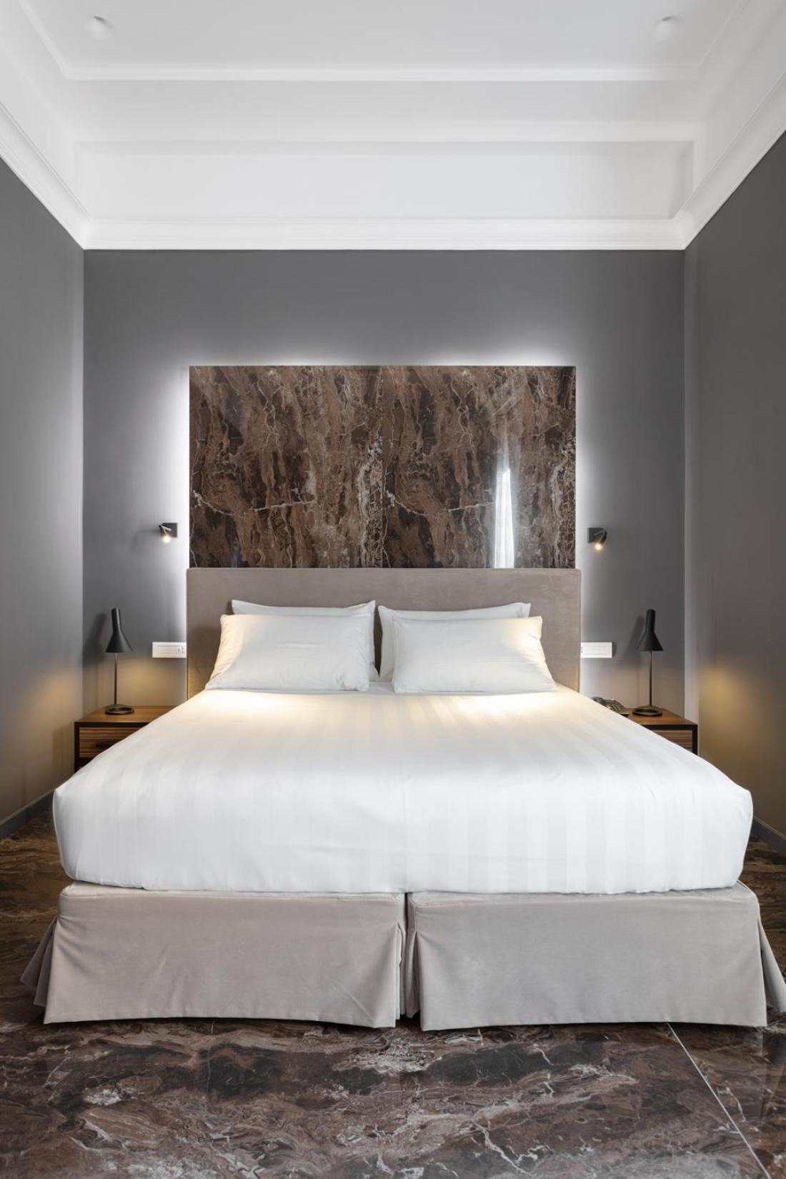 Deluxe Double or Twin Room photo 2