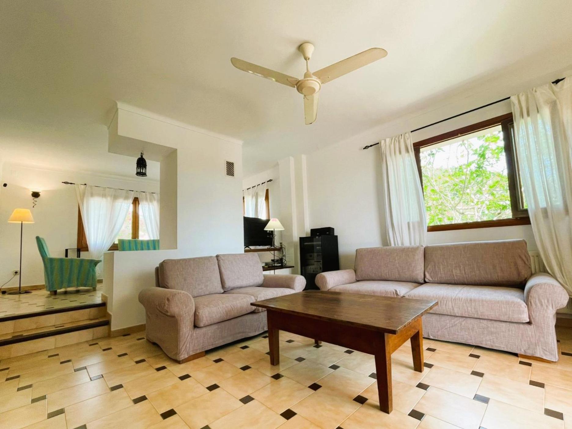 Casa de cuatro habitaciones