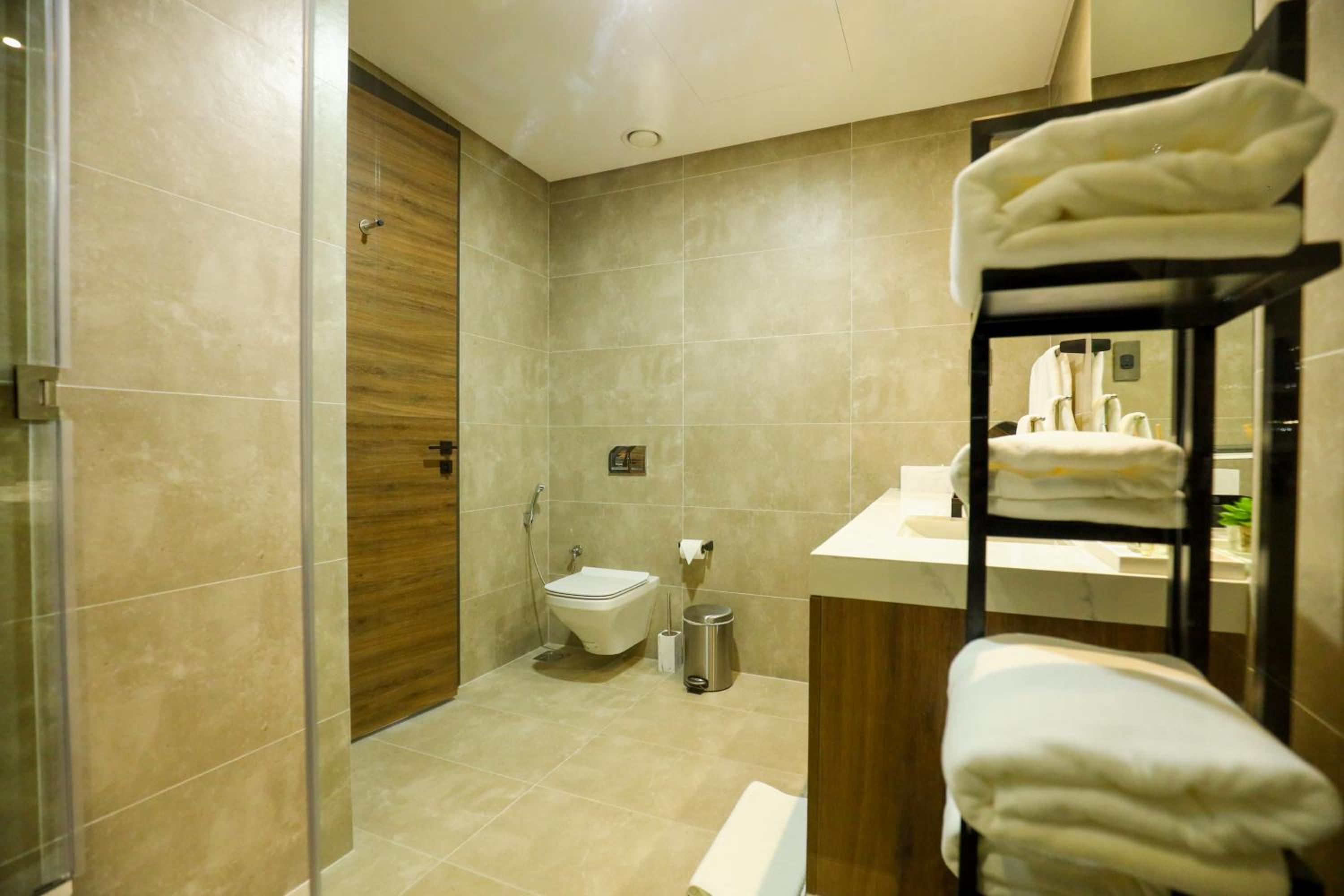 King Suite with Balcony photo 2