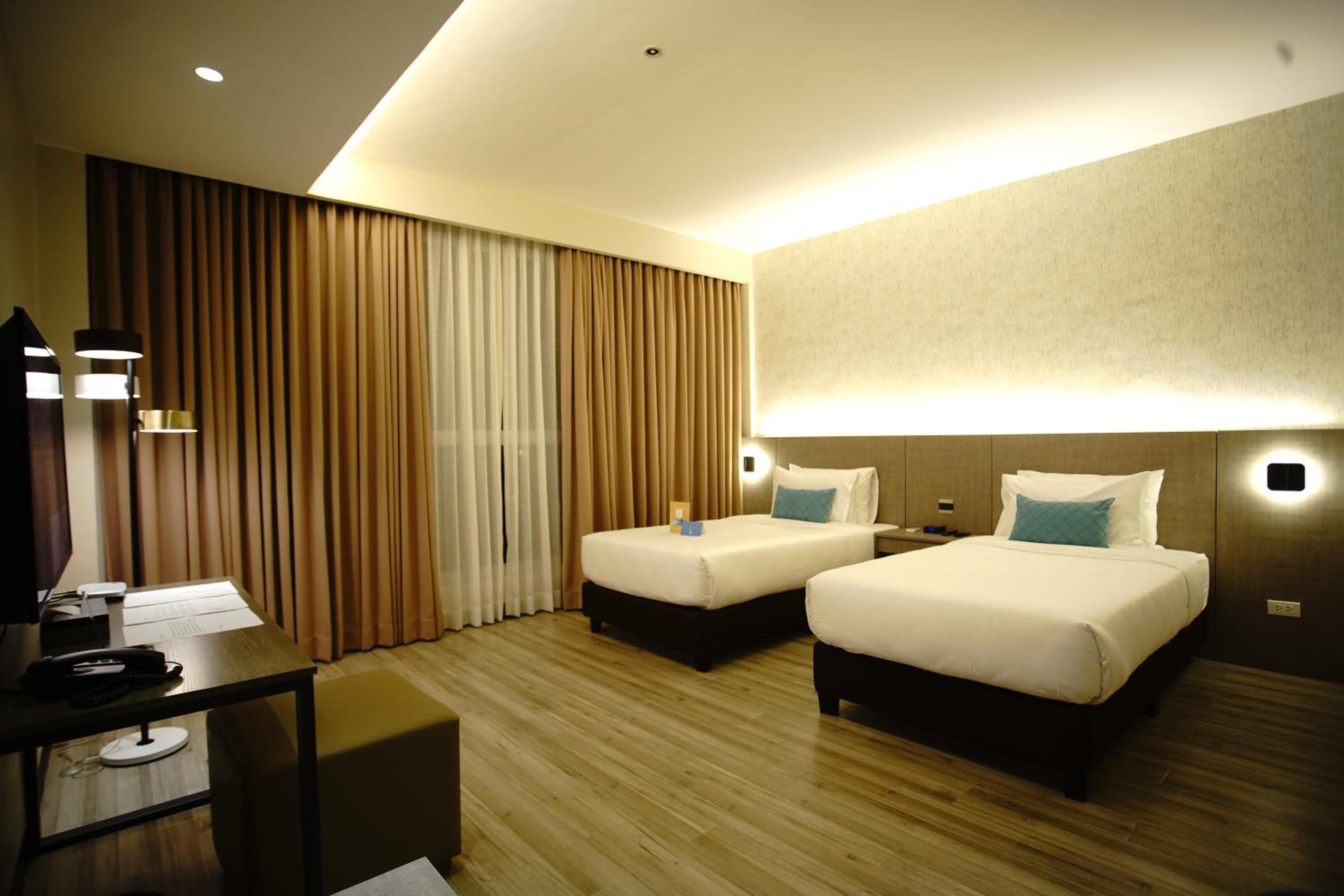 Deluxe Twin Room - Photo 4