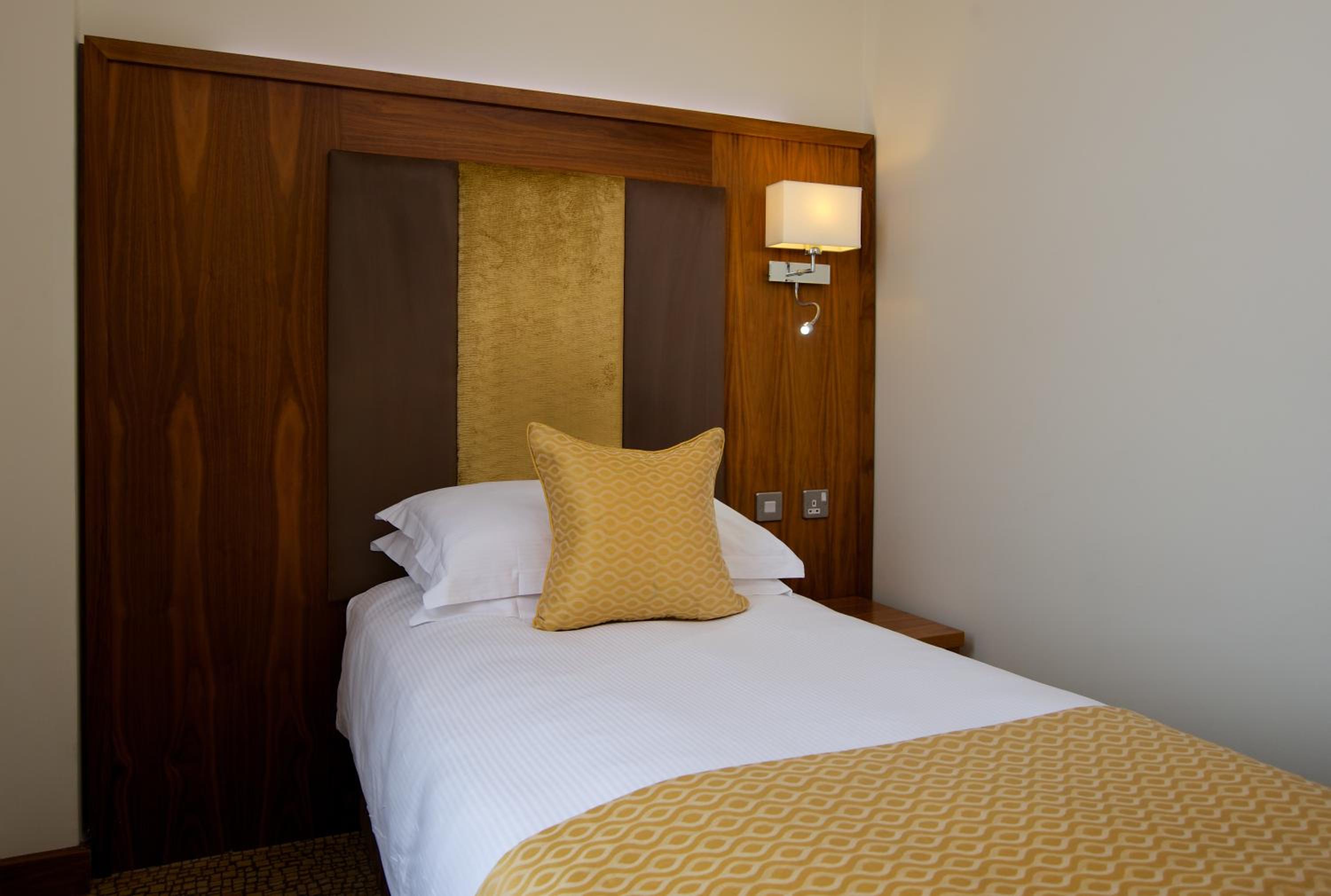 Premium Balcony Single Room