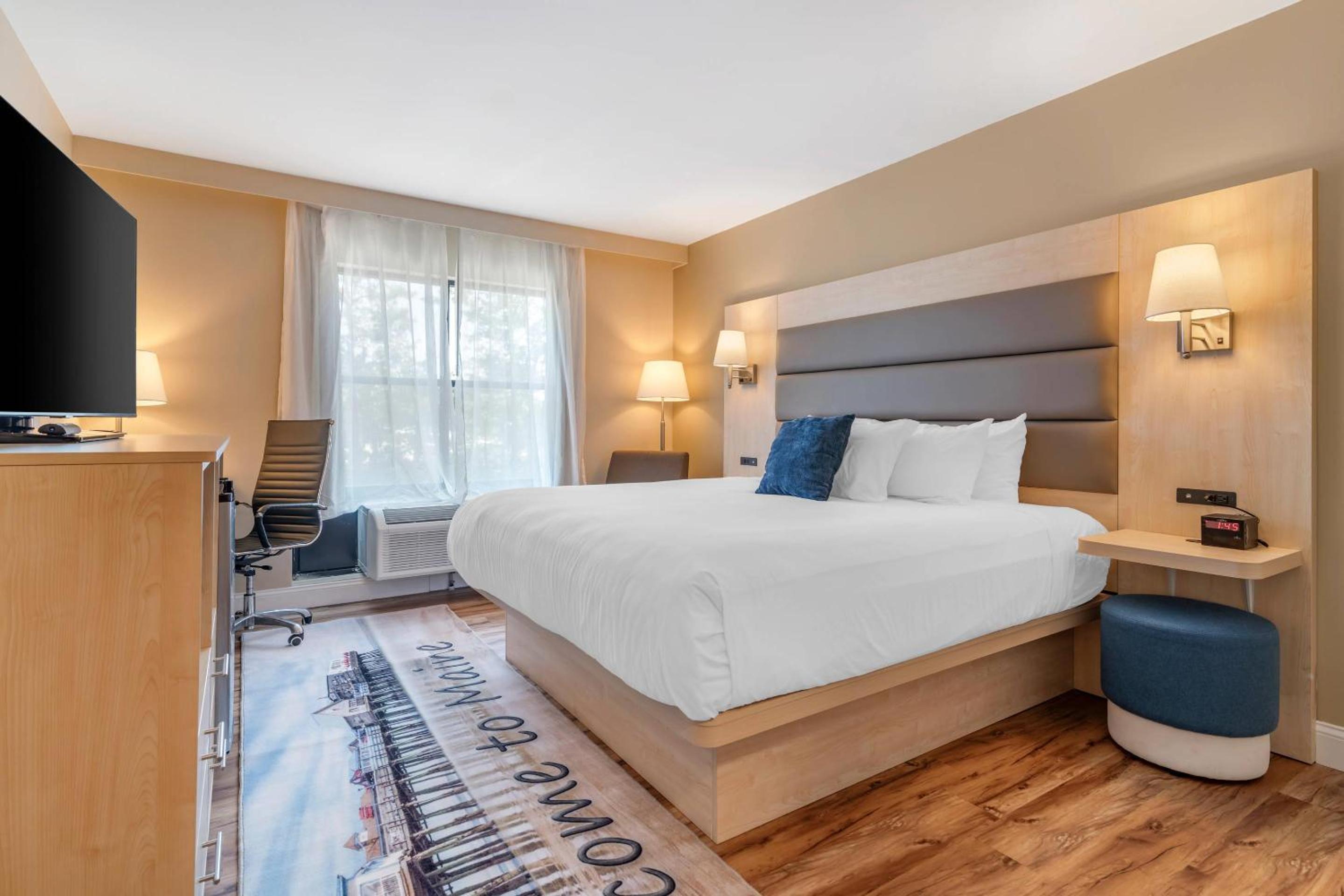 Casco Bay Hotel Portland Airport - Maine Mall, an Ascend Collection Hotel