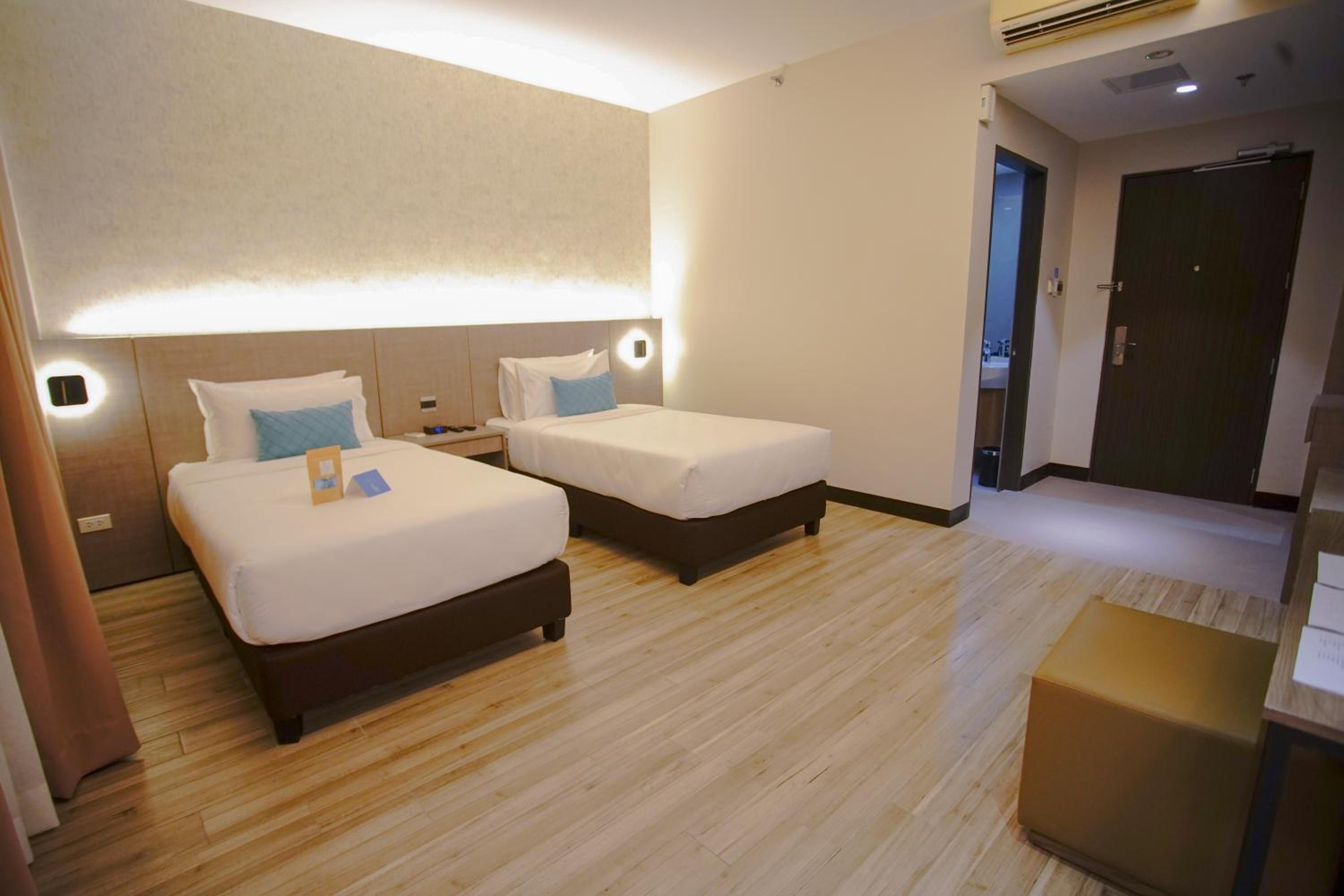 Deluxe Twin Room - Photo 5