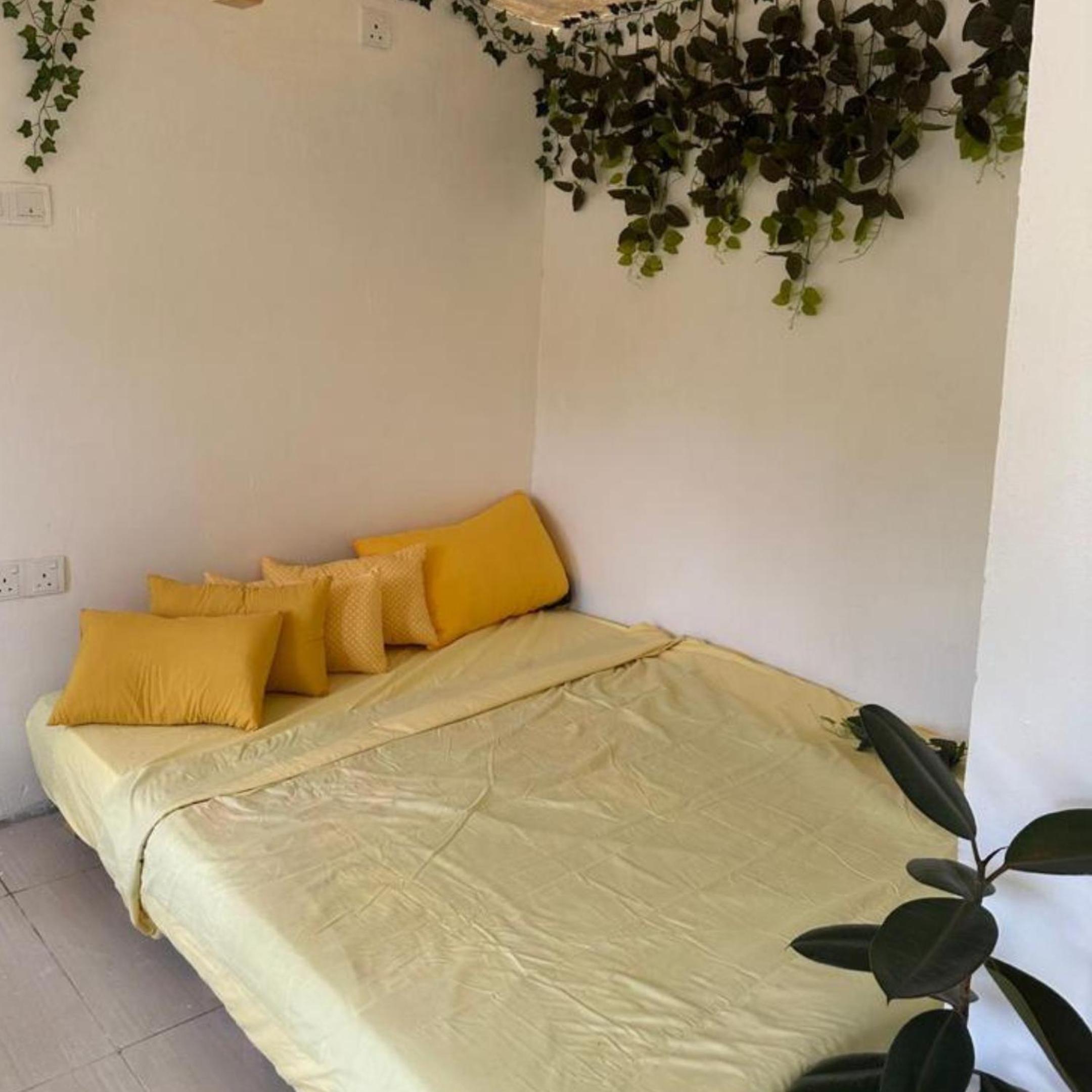 Queen Room with Balcony photo 3