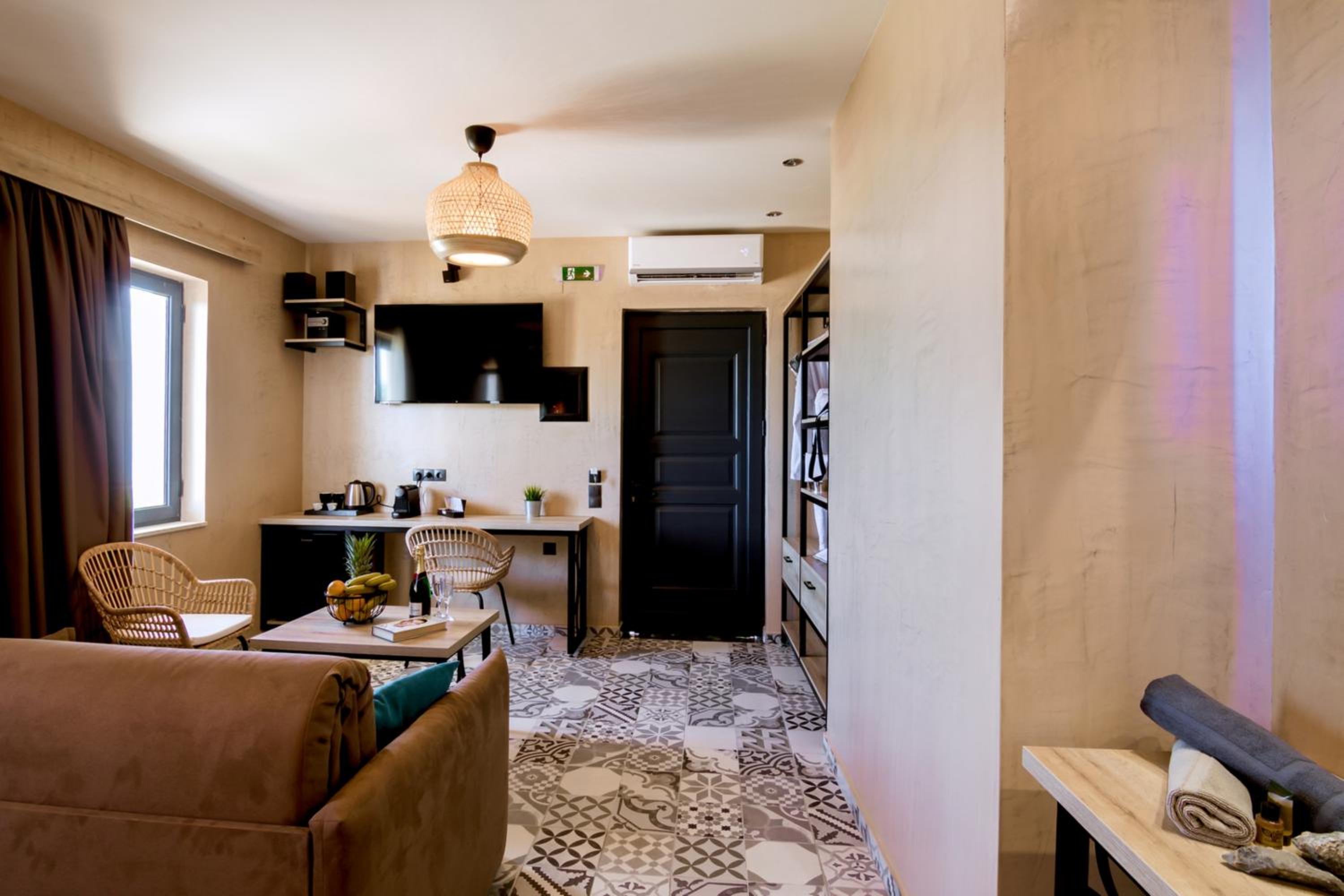 Deluxe Suite