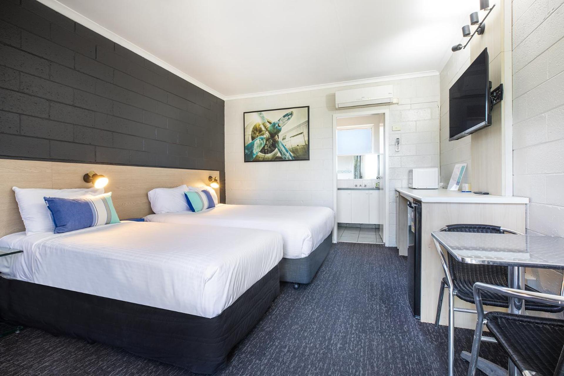 Standard Twin Room photo 1