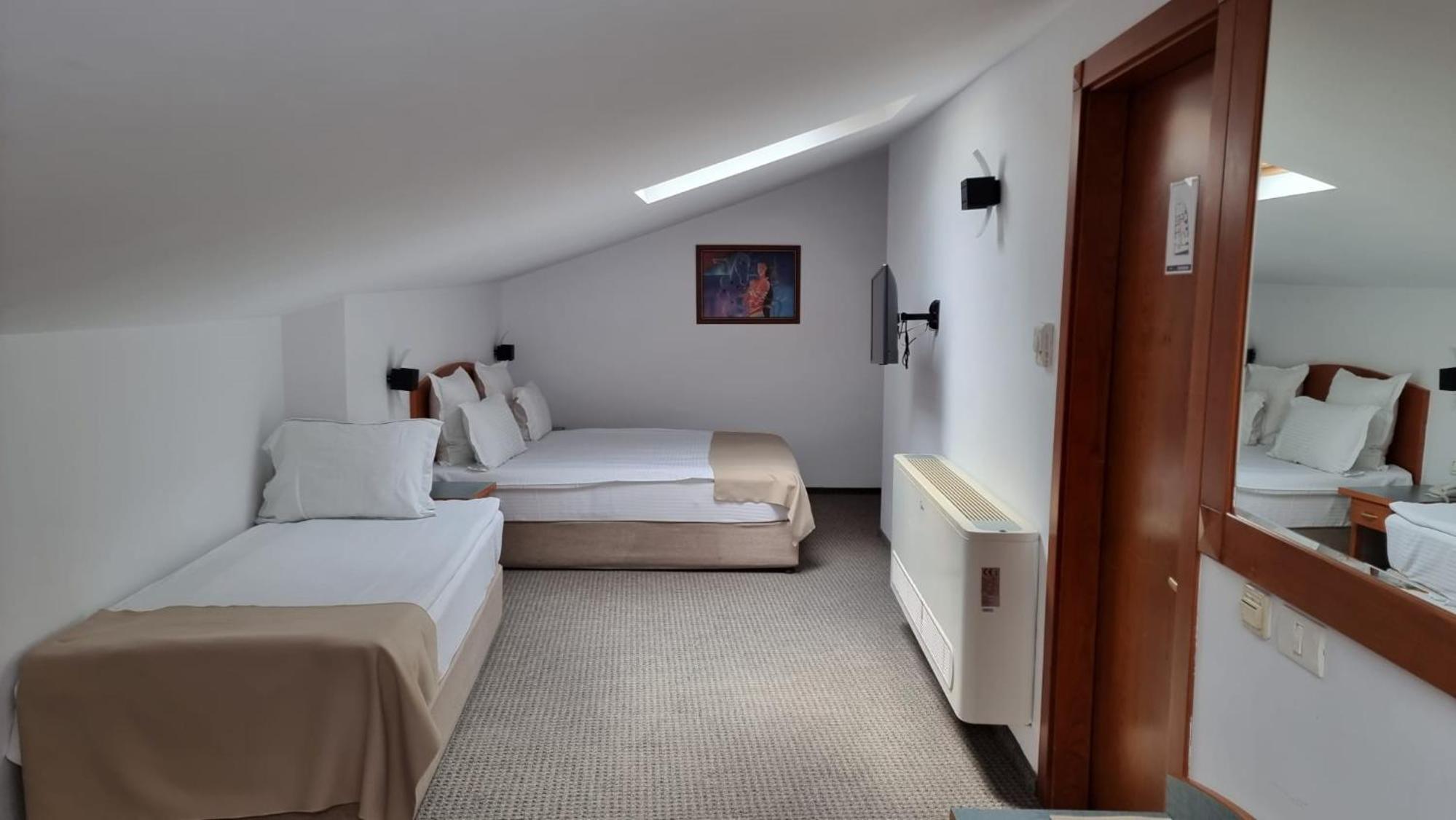Double Room Attic Style photo 2