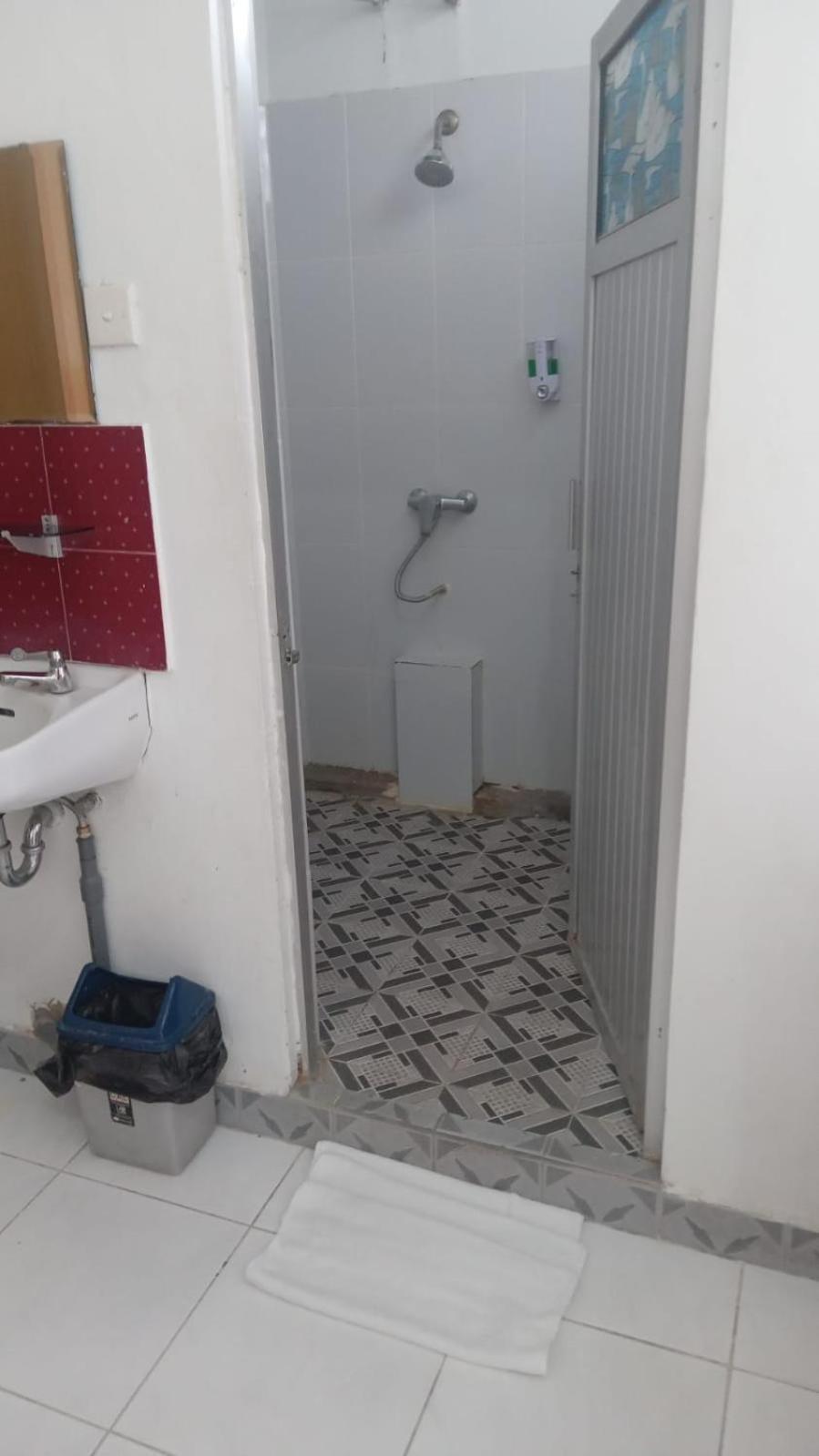 Standard Twin Room photo 3
