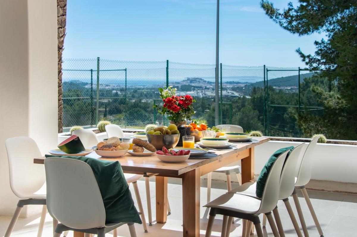 Villa with Sea View photo 2