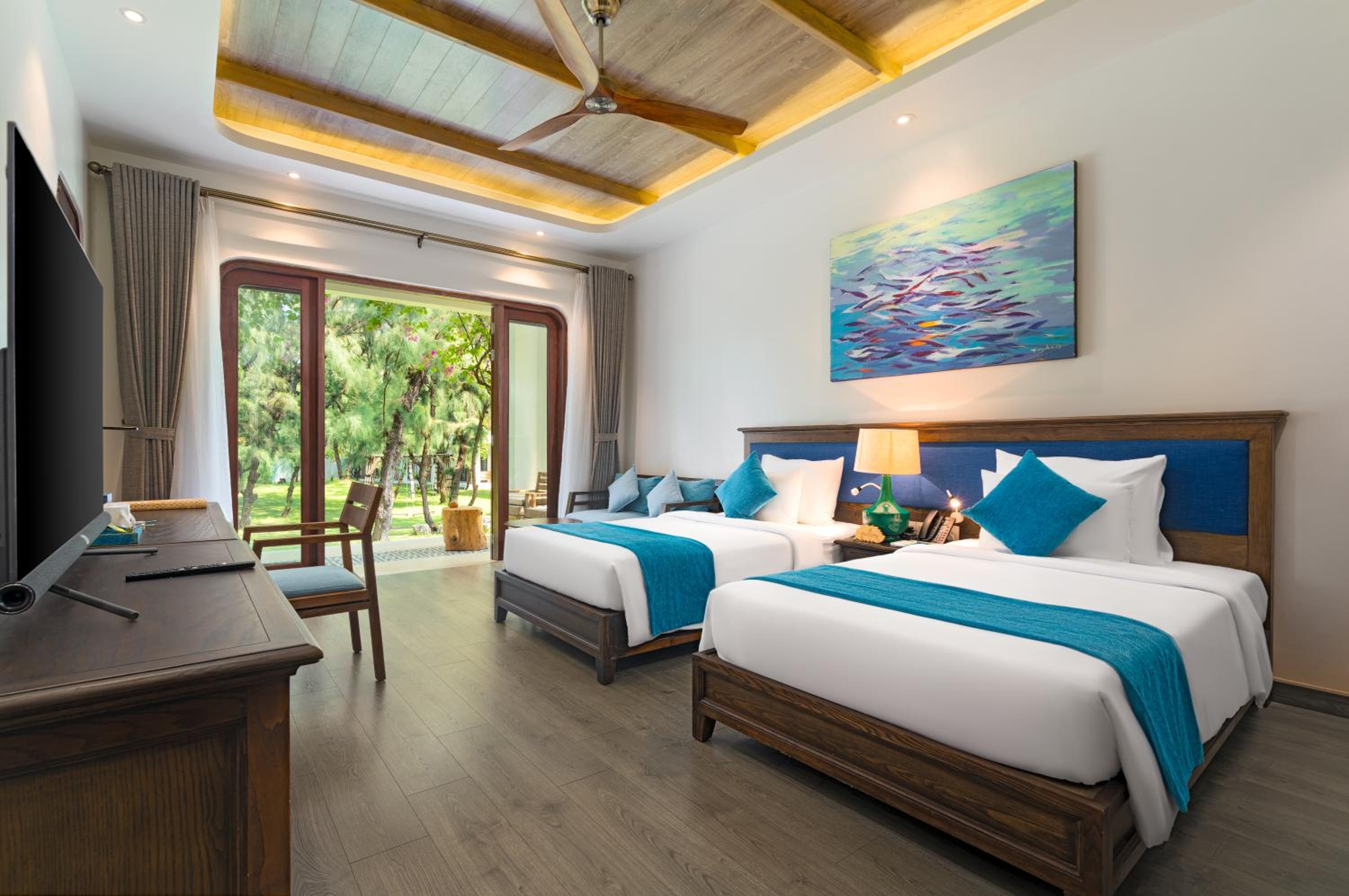 Premium Room with Garden View
