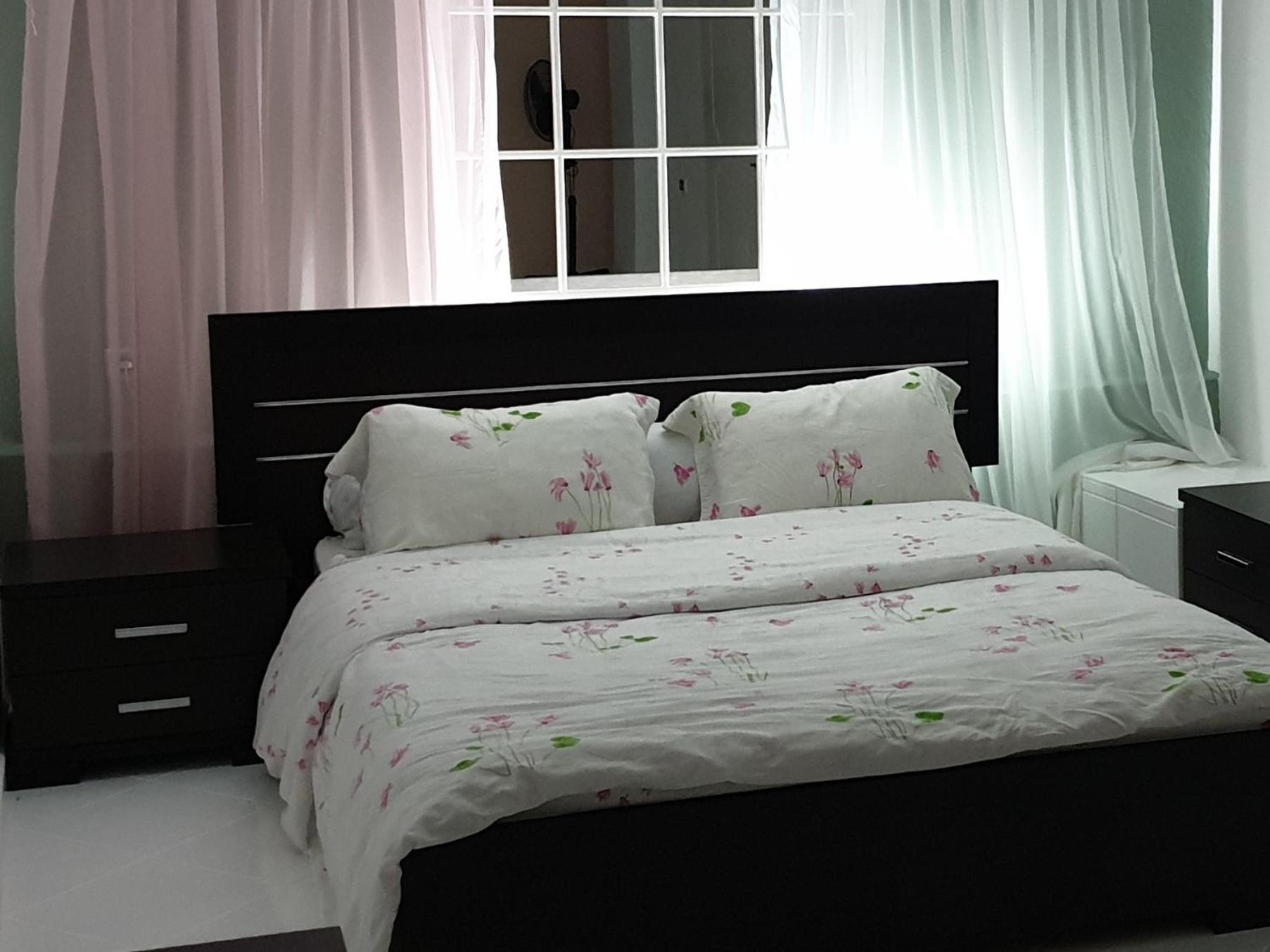 Two-Bedroom House - Photo 78