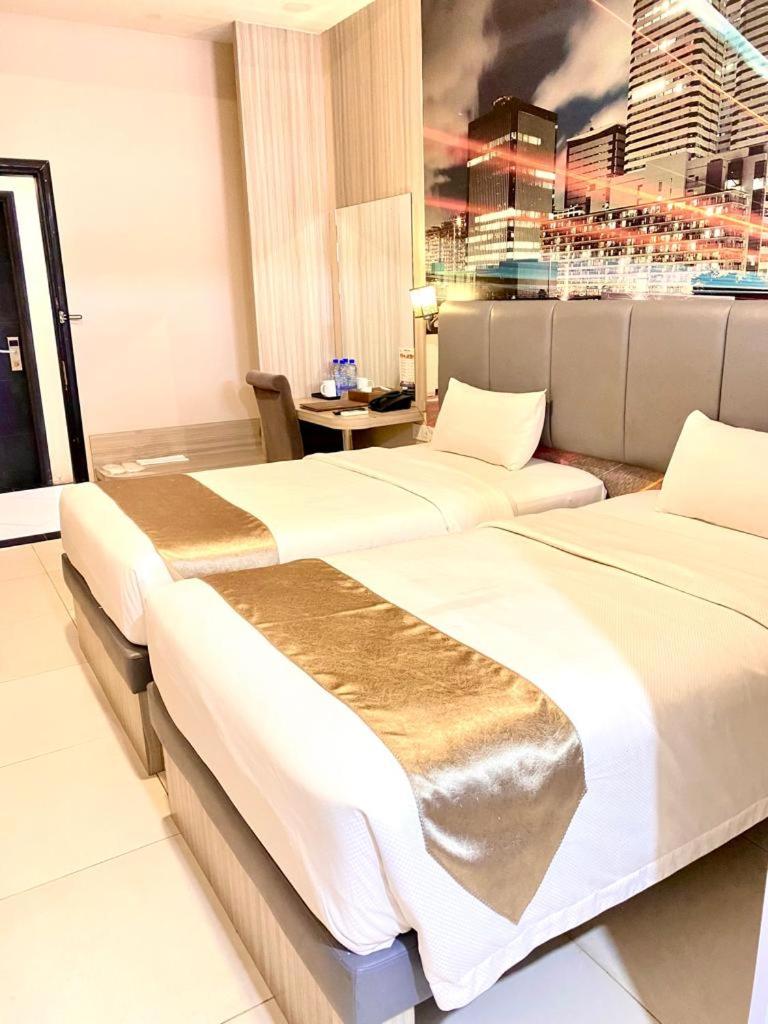 Twin Room - Photo 5
