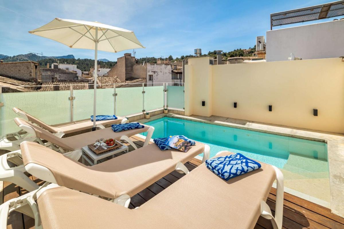 Three-Bedroom Townhouse