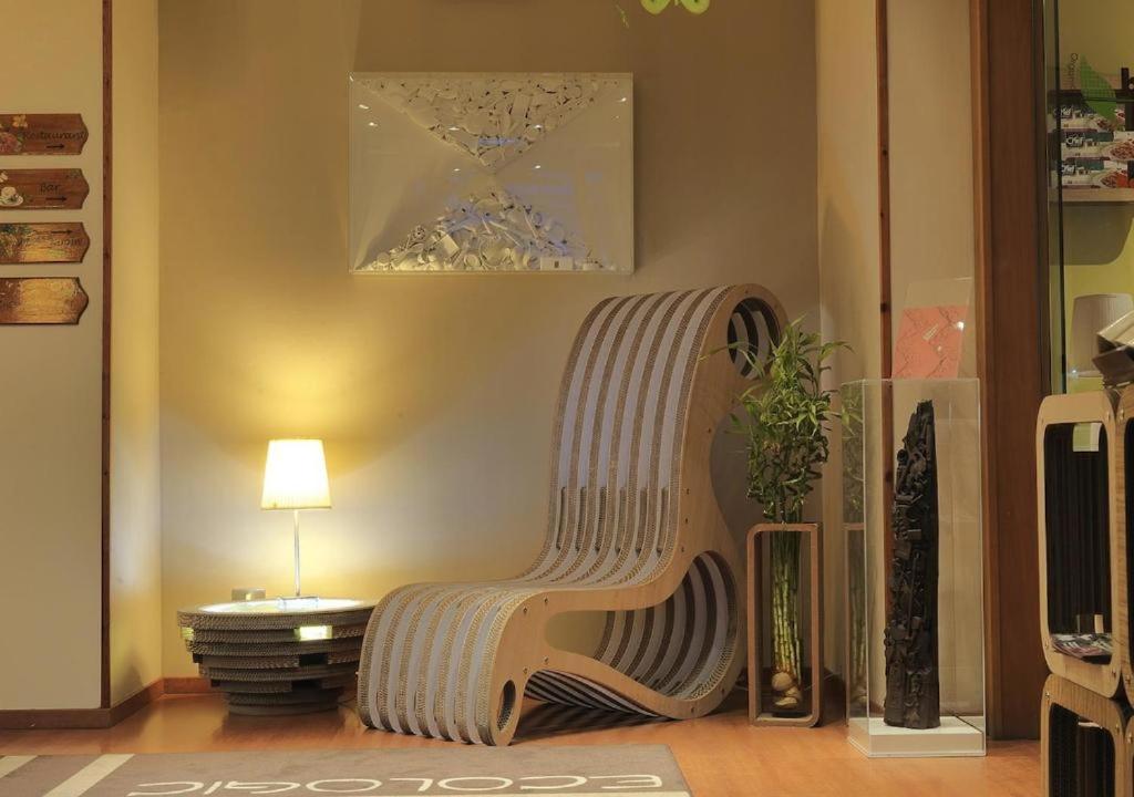 Triple Room thumbnail 6