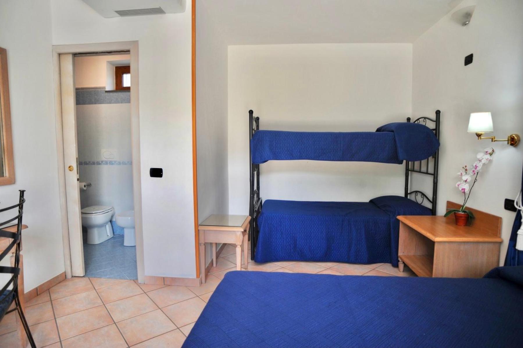 Standard Quadruple Room