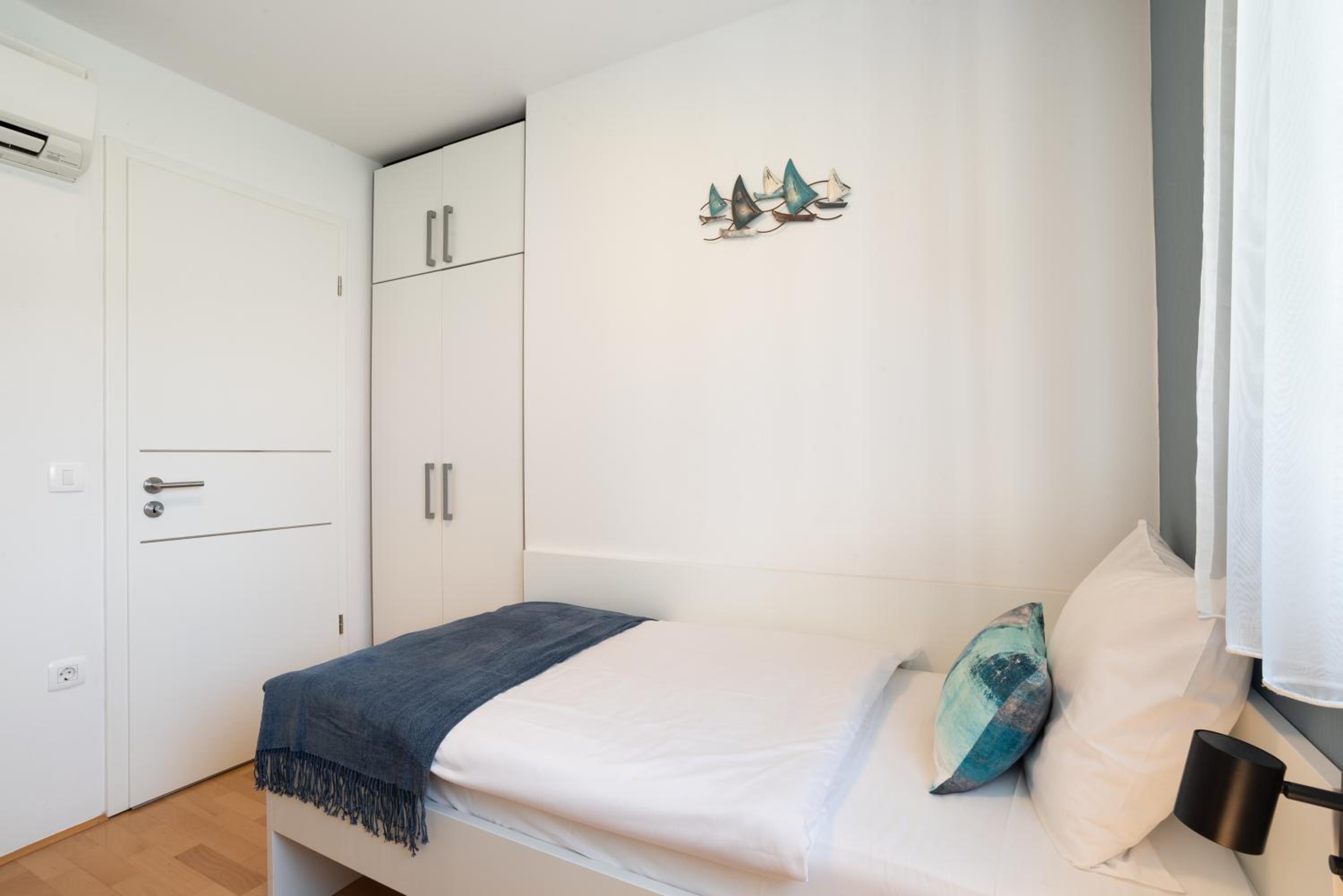 Superior Apartment photo 2