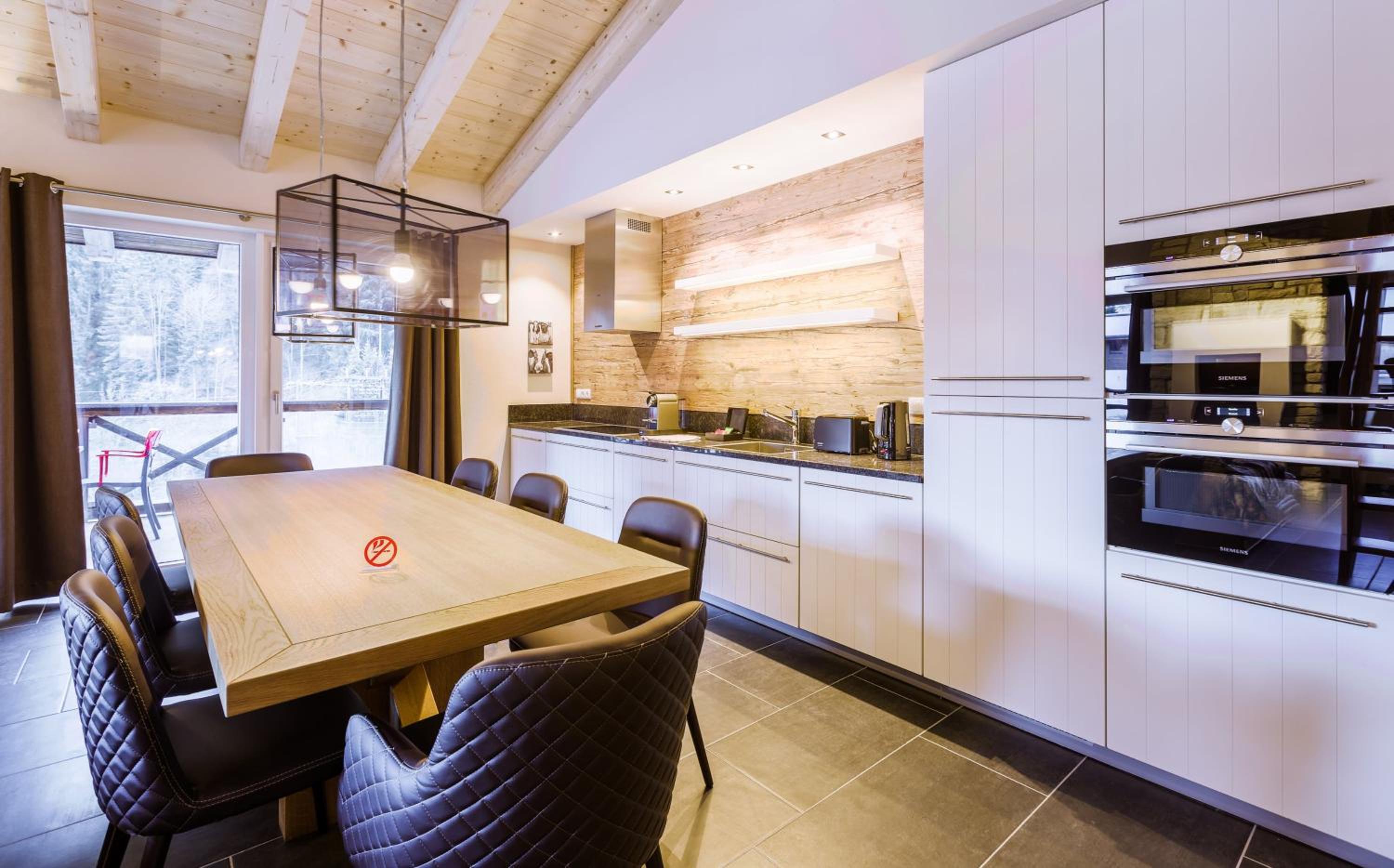 Four-Bedroom Penthouse Apartment photo 2