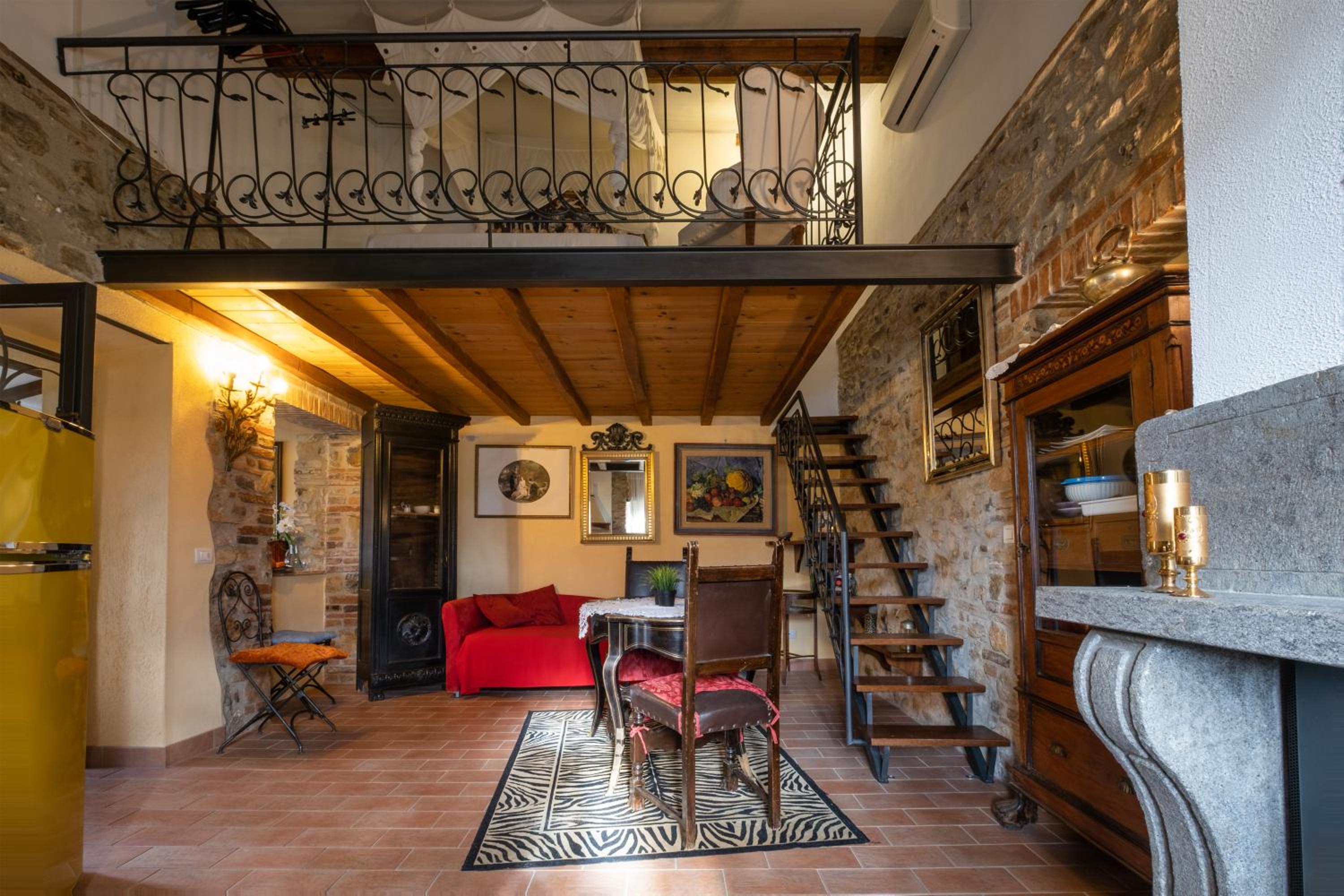 Maisonette photo 1