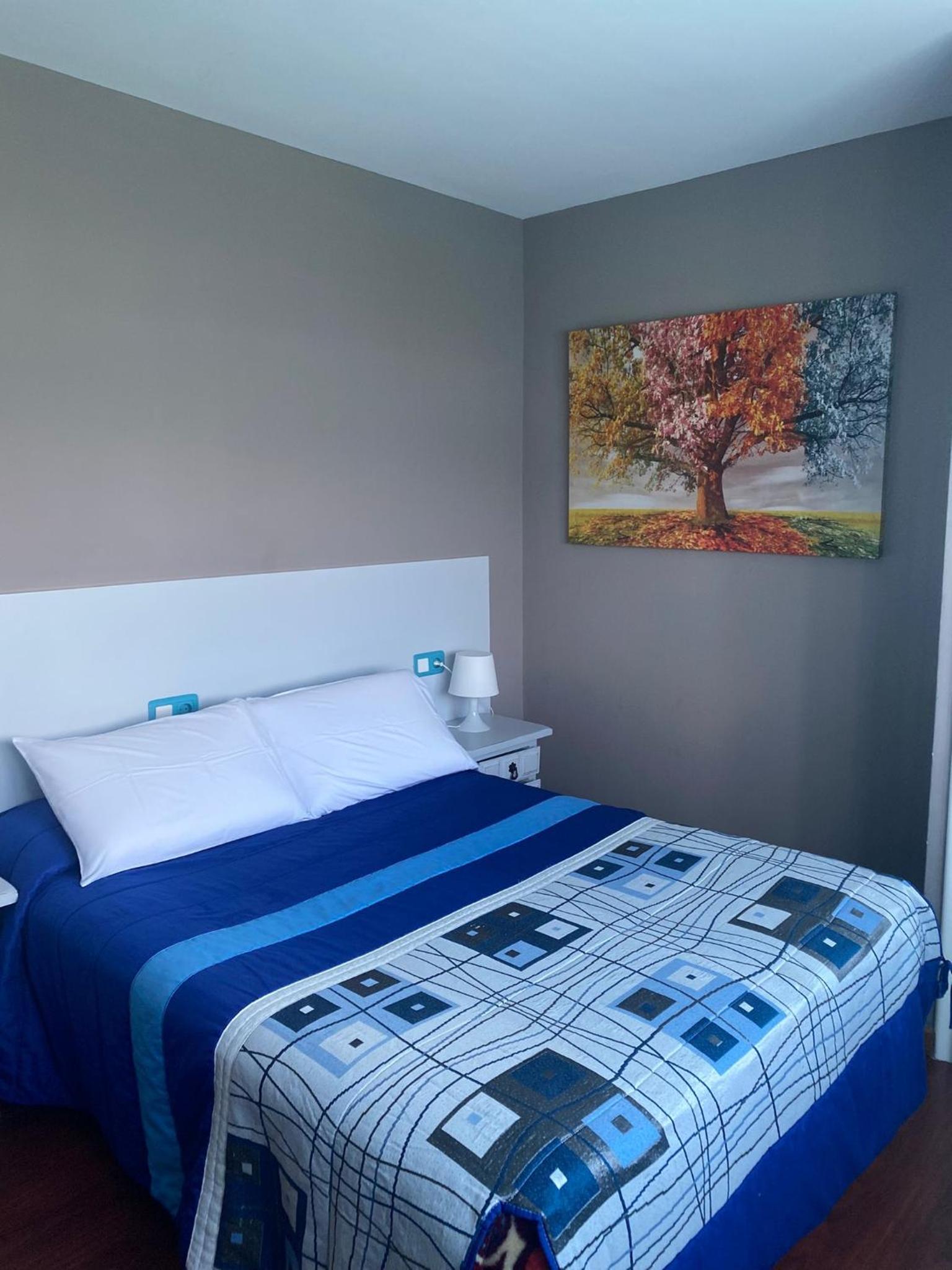 Double or Twin Room - Photo 15