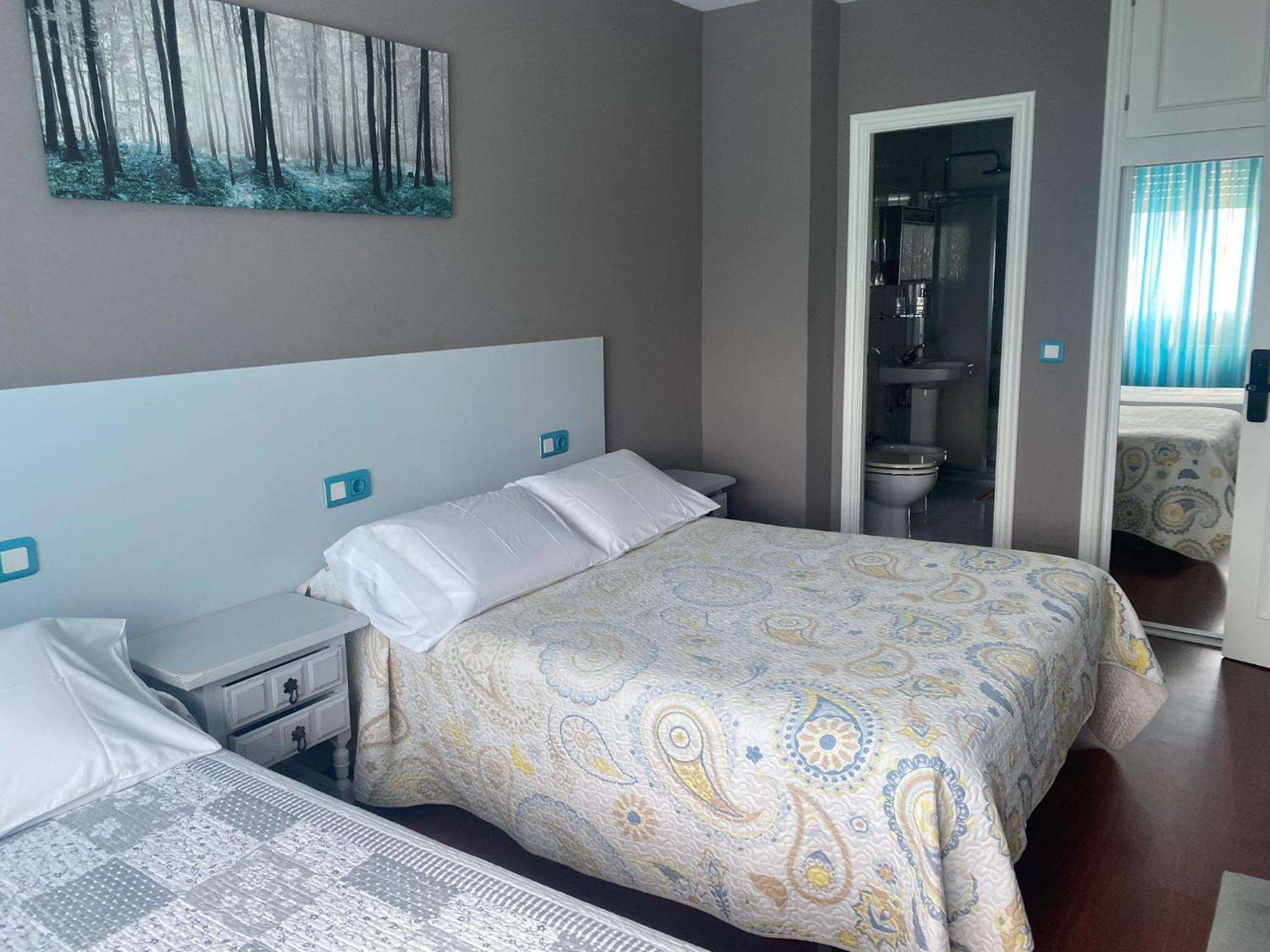 Double or Twin Room - Photo 20