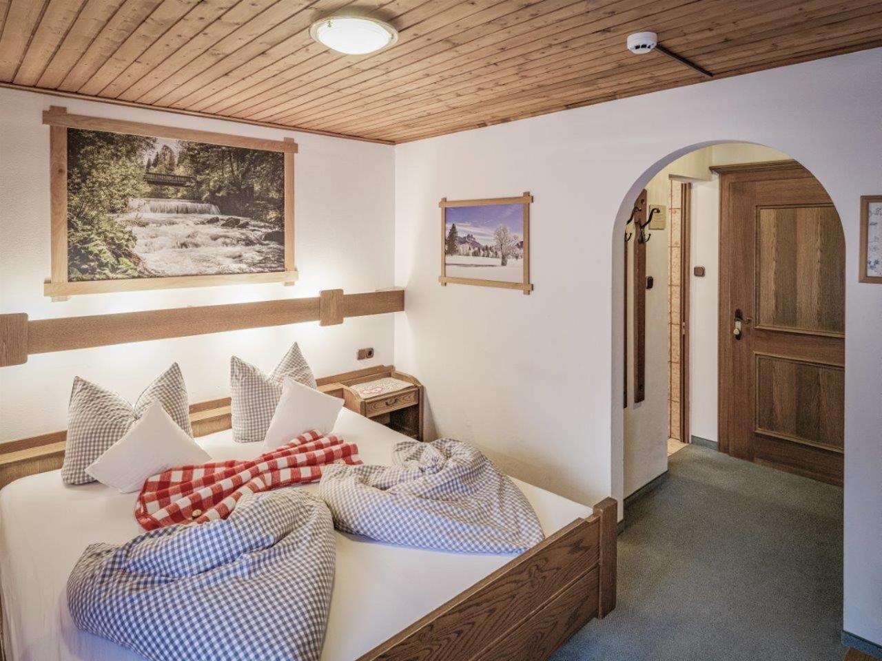 Double Room with Balcony photo 3