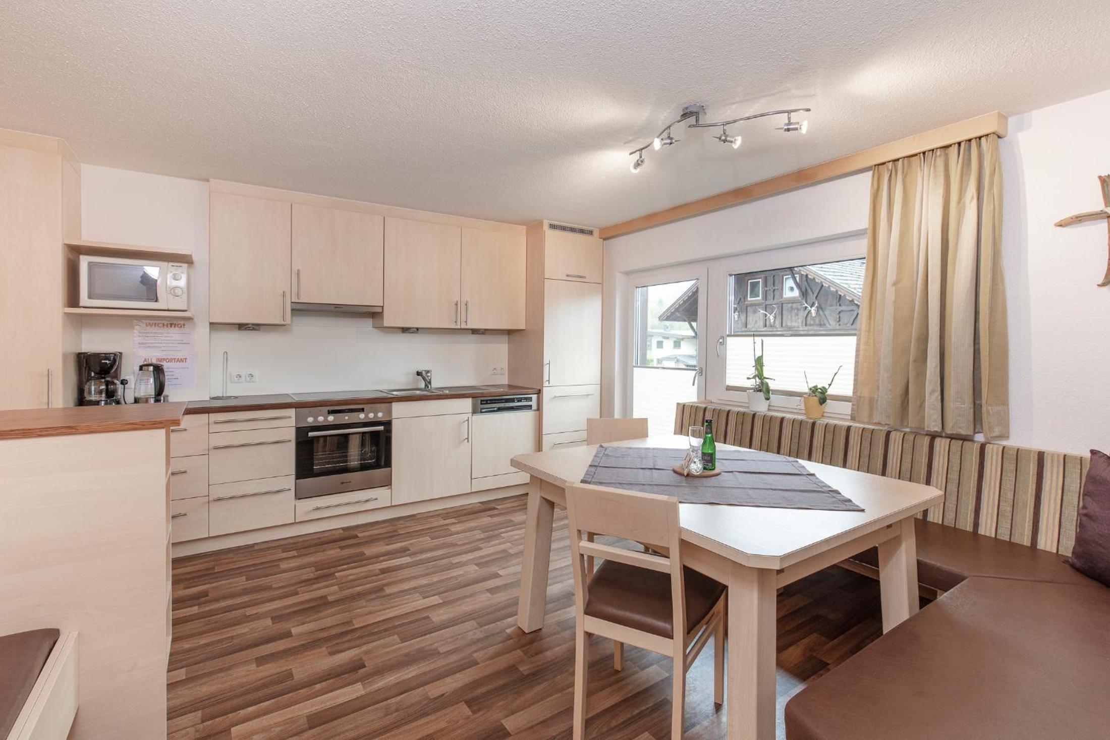 One-Bedroom Apartment - Photo 8