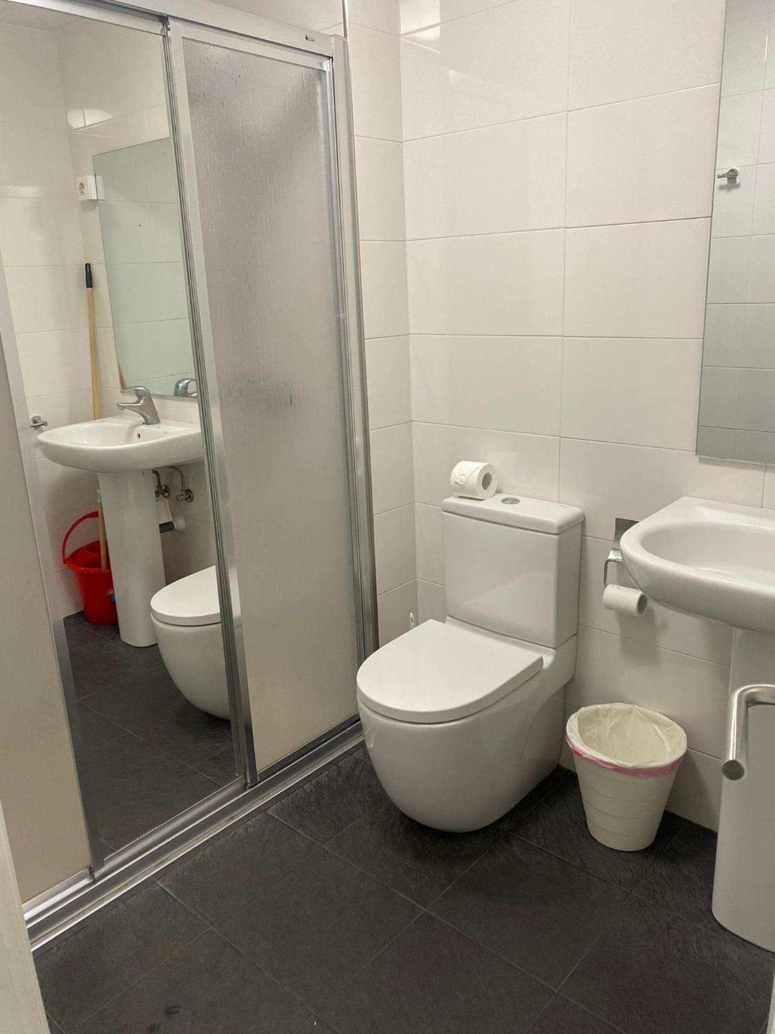 Double or Twin Room - Photo 60