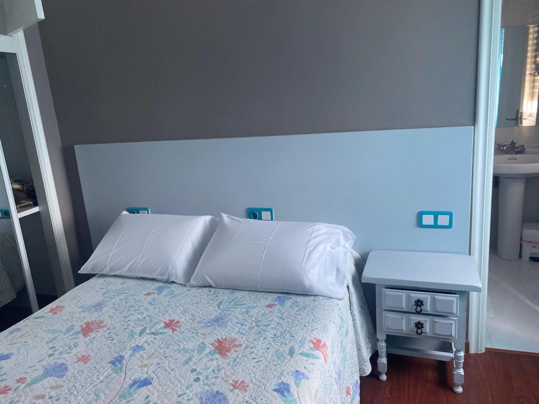 Double or Twin Room - Photo 72