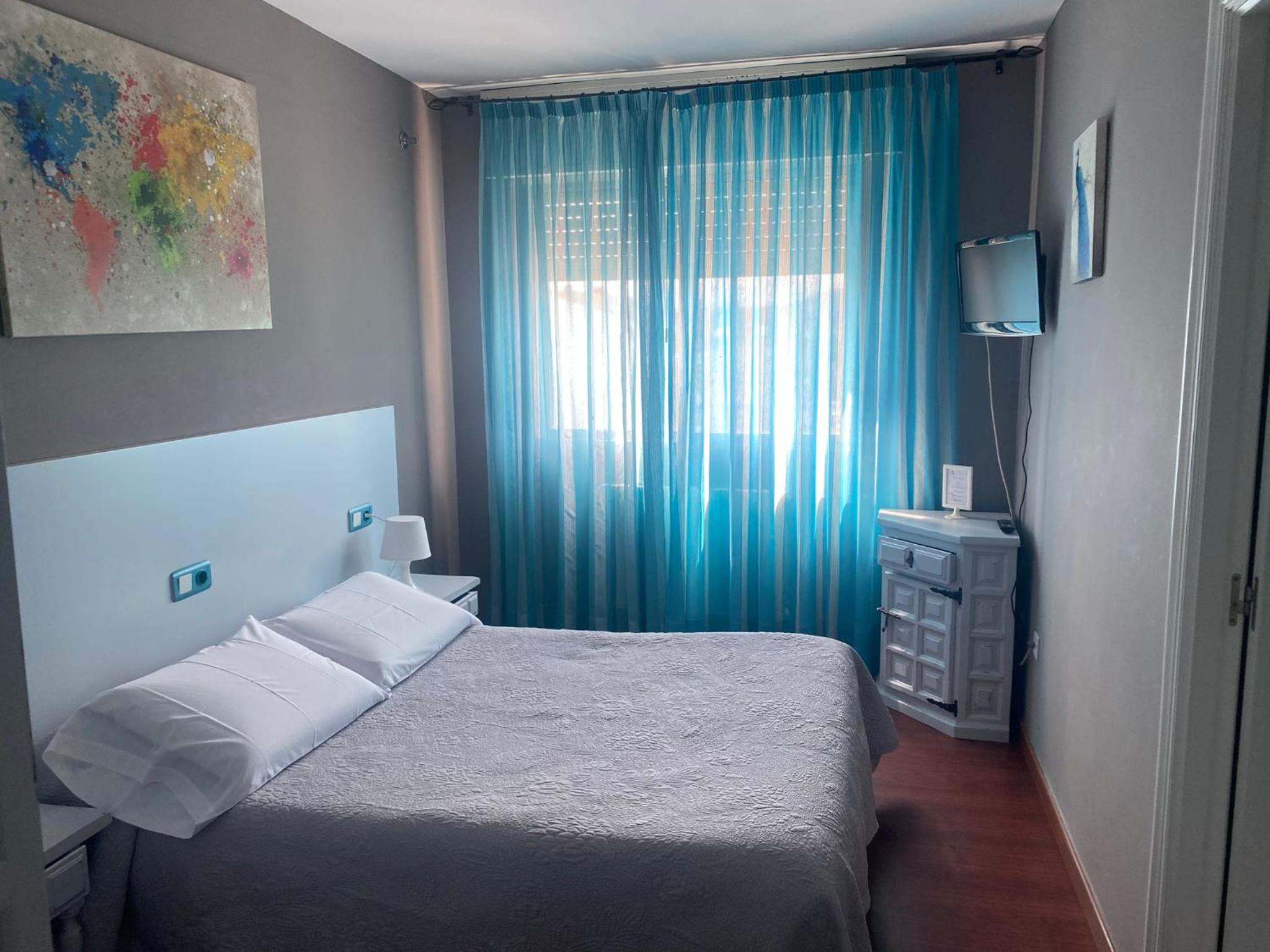 Double or Twin Room - Photo 36