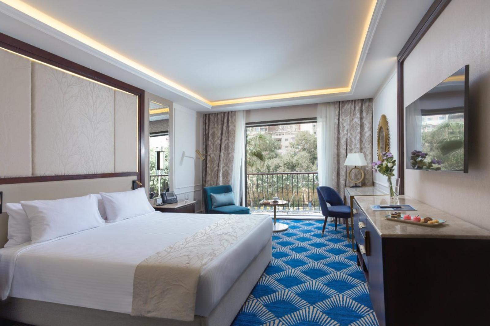 Premier Room