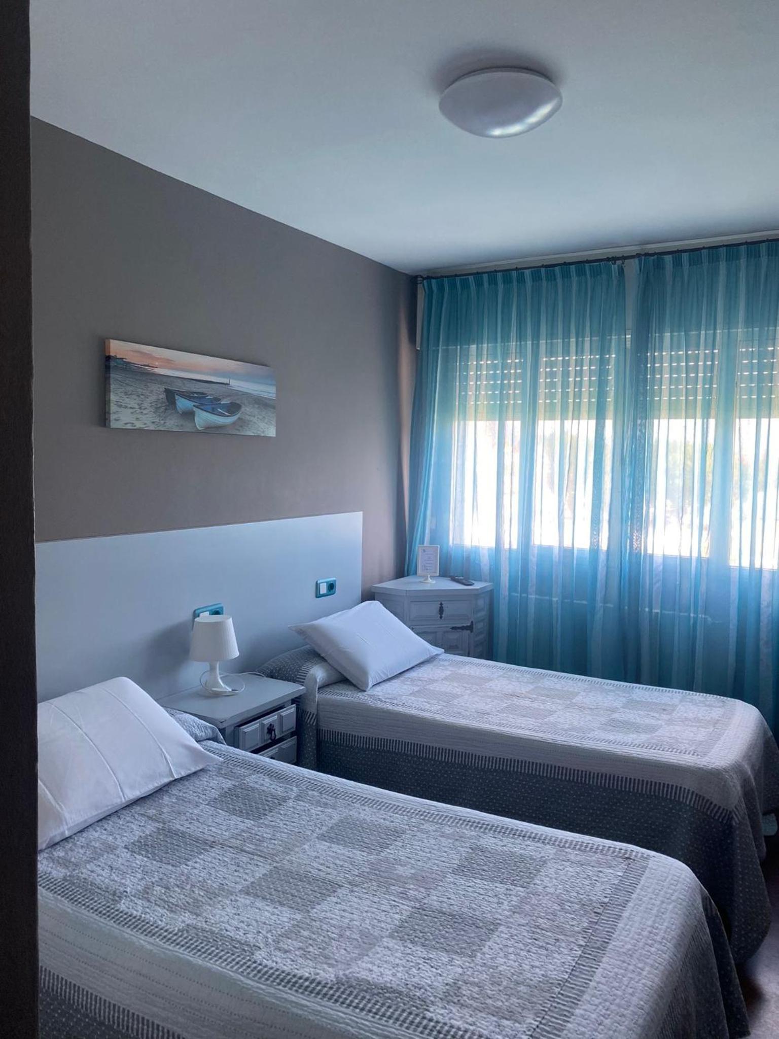 Double or Twin Room - Photo 40