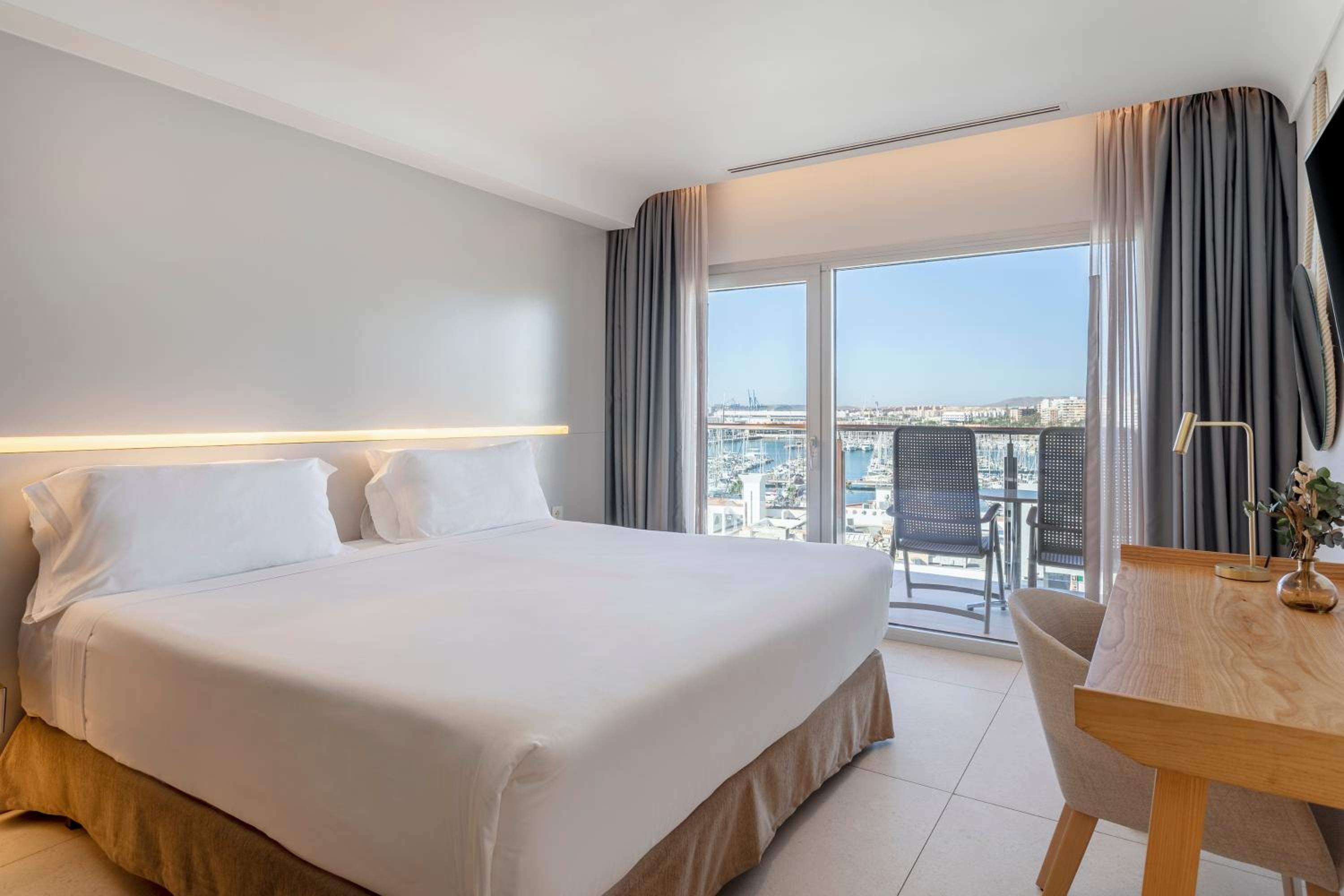 The Innside Premium Room Port View - Photo 3