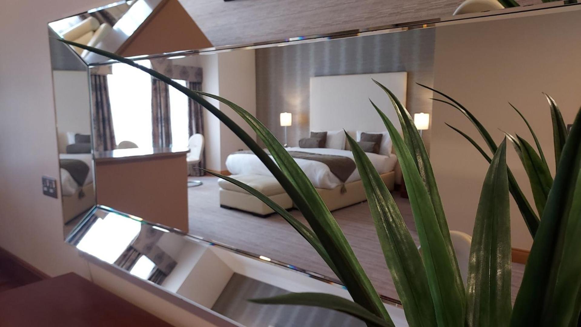 Suite - Photo 4