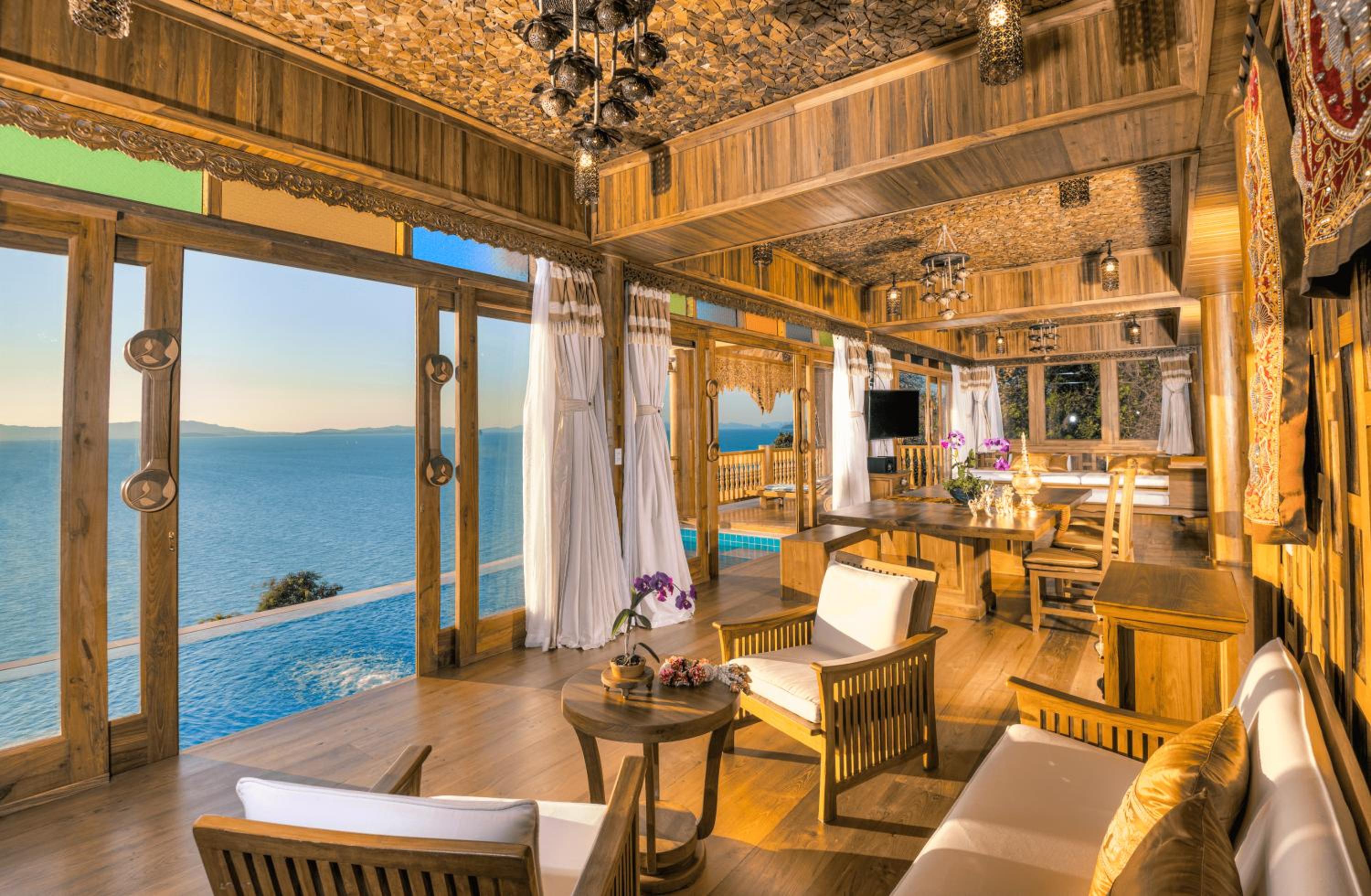 Four Bedroom Pool Villa with FREE THB 2,000 Net Resort Credit per night - Photo 2