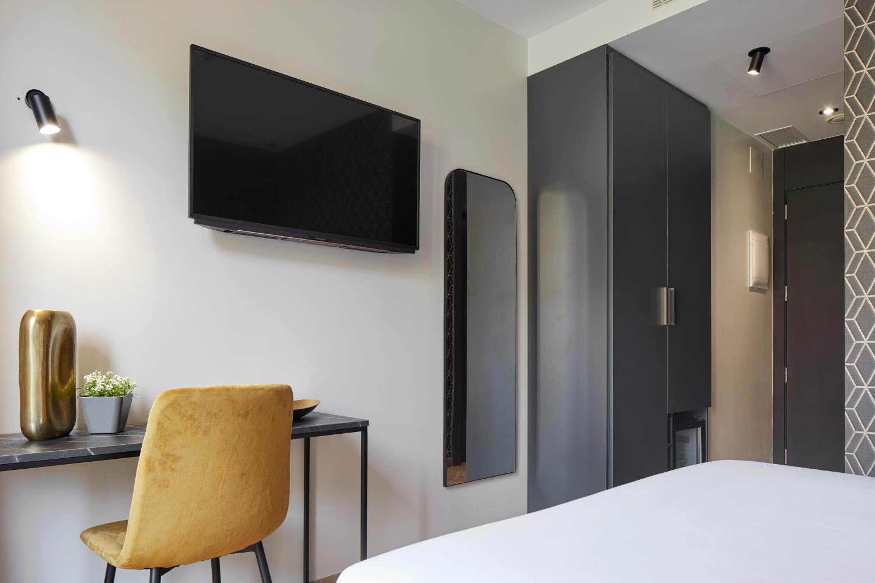 Triple Room - Photo 2