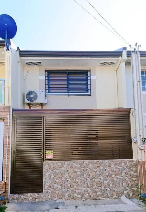 Two-Bedroom House photo 2