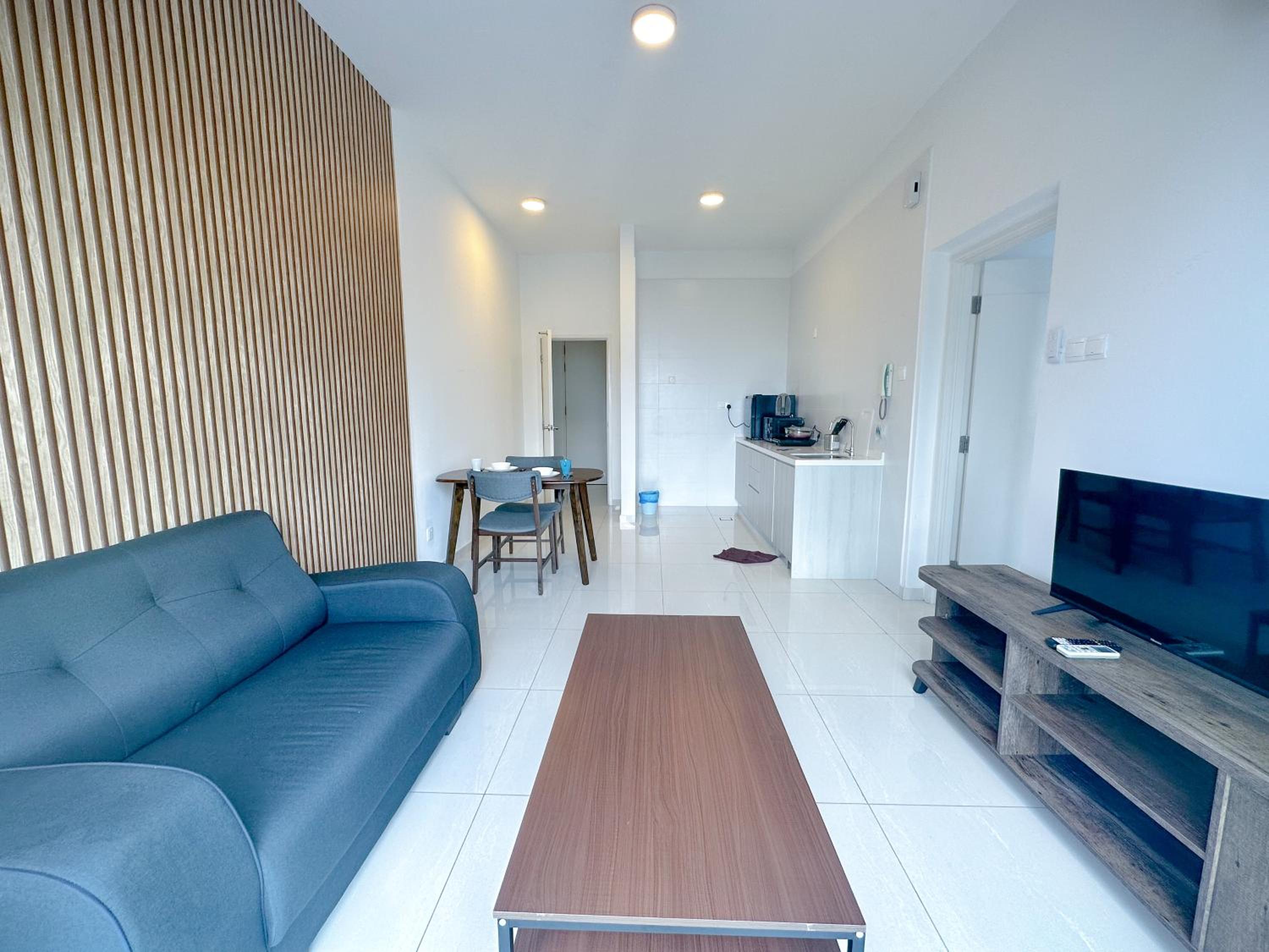 One-Bedroom Apartment photo 2