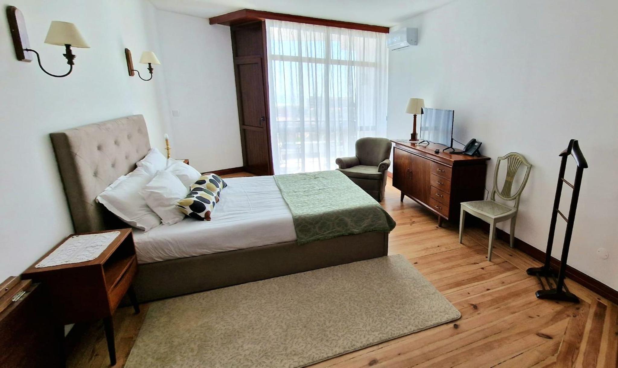 Deluxe Double Room with Balcony and Sea View photo 1